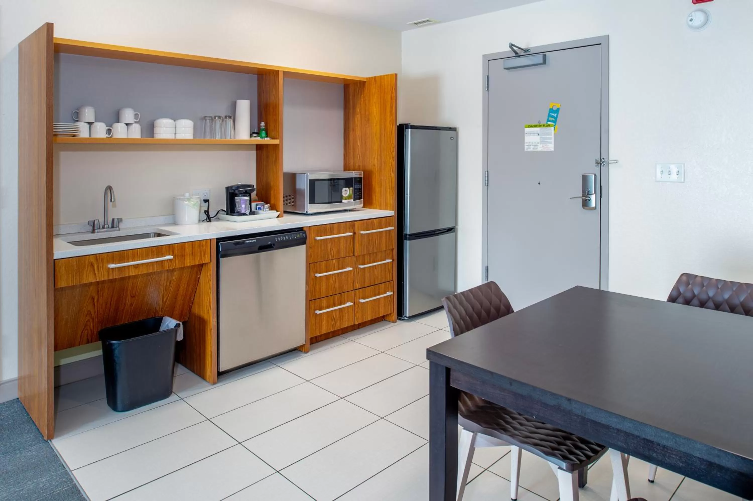 Coffee/tea facilities in Home2 Suites St. Louis / Forest Park