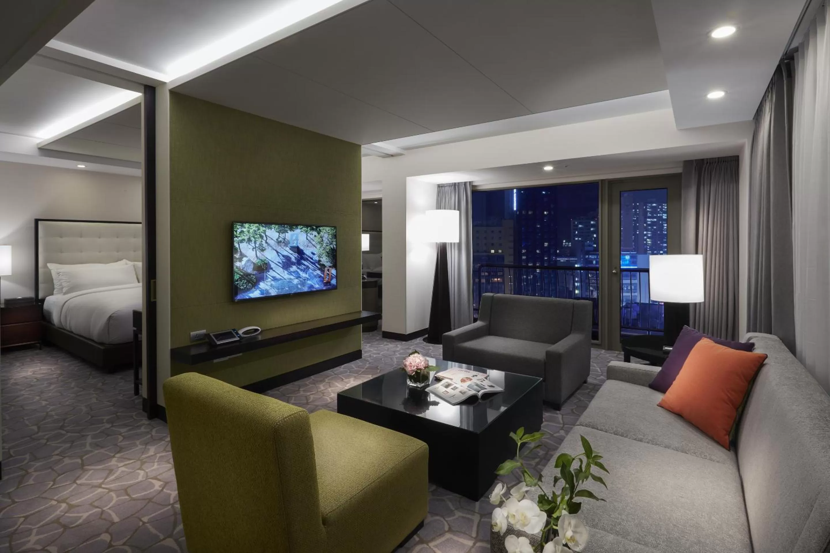 Photo of the whole room, Bed in Paradise Hotel Busan