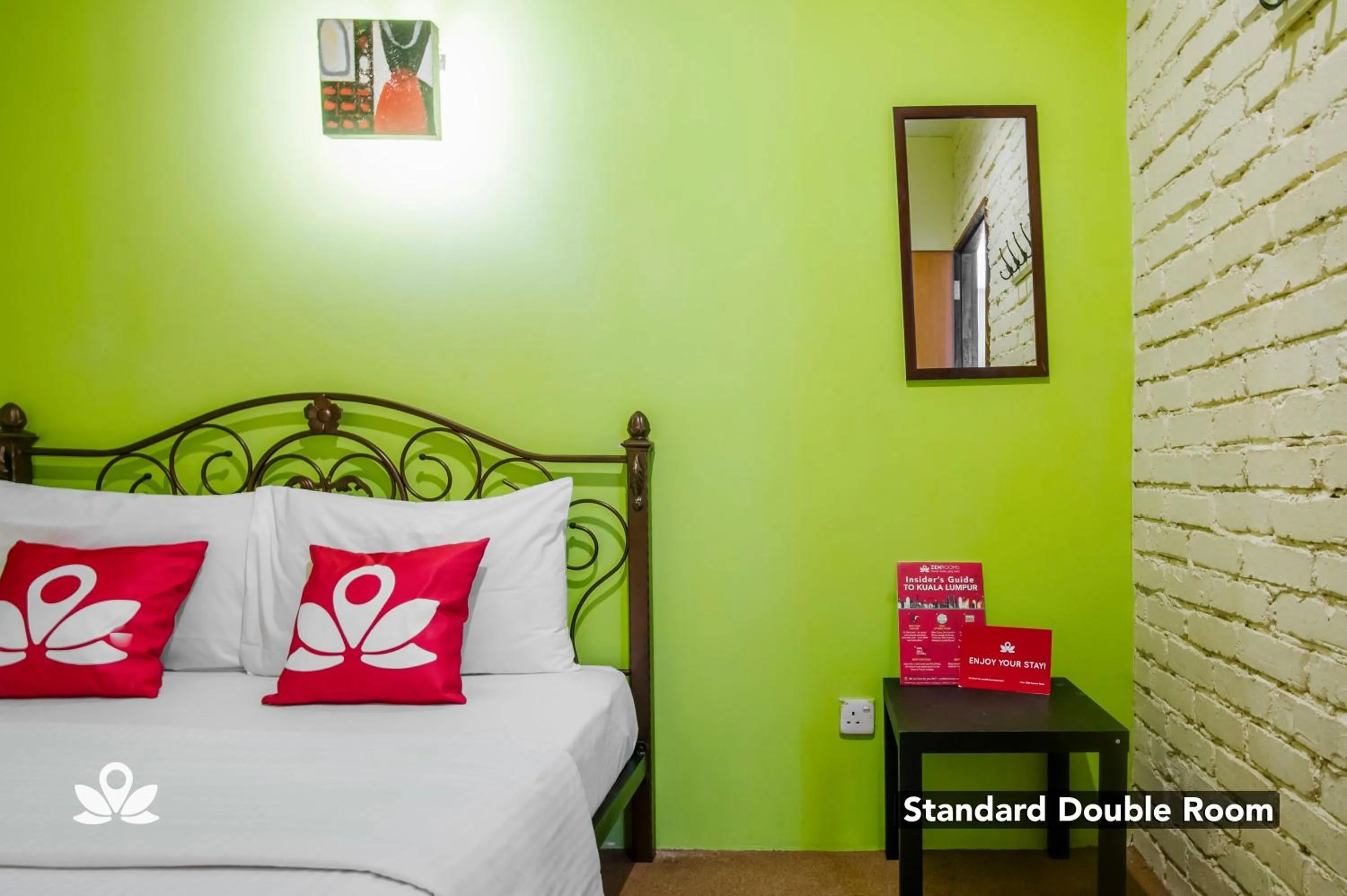 Bed in The Explorers Guesthouse and Hostel