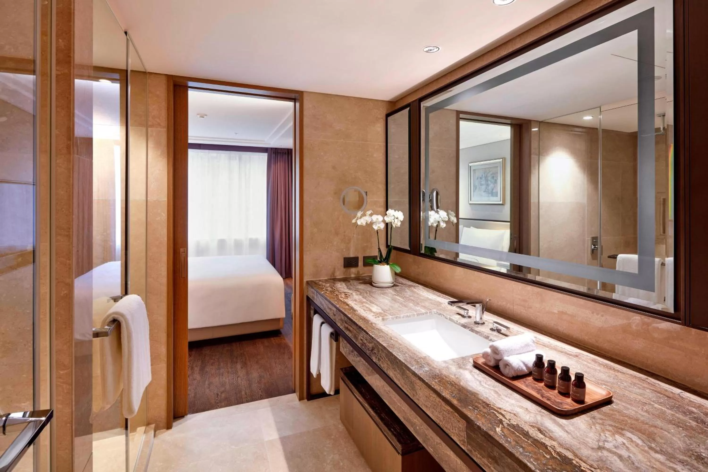 Bathroom, Bed in JW Marriott Hotel Seoul