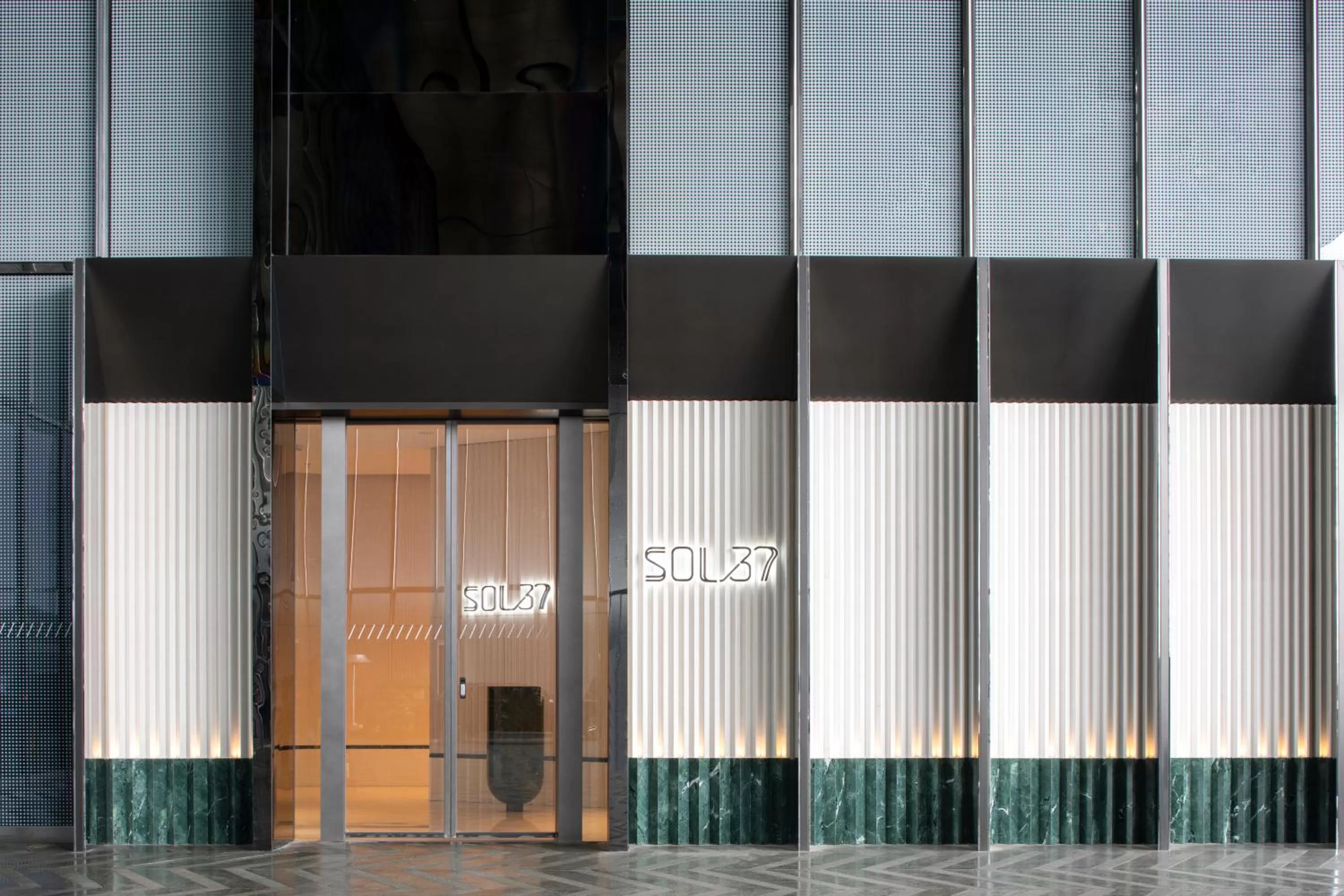 Restaurant/places to eat in W Suzhou - Jinji Lake