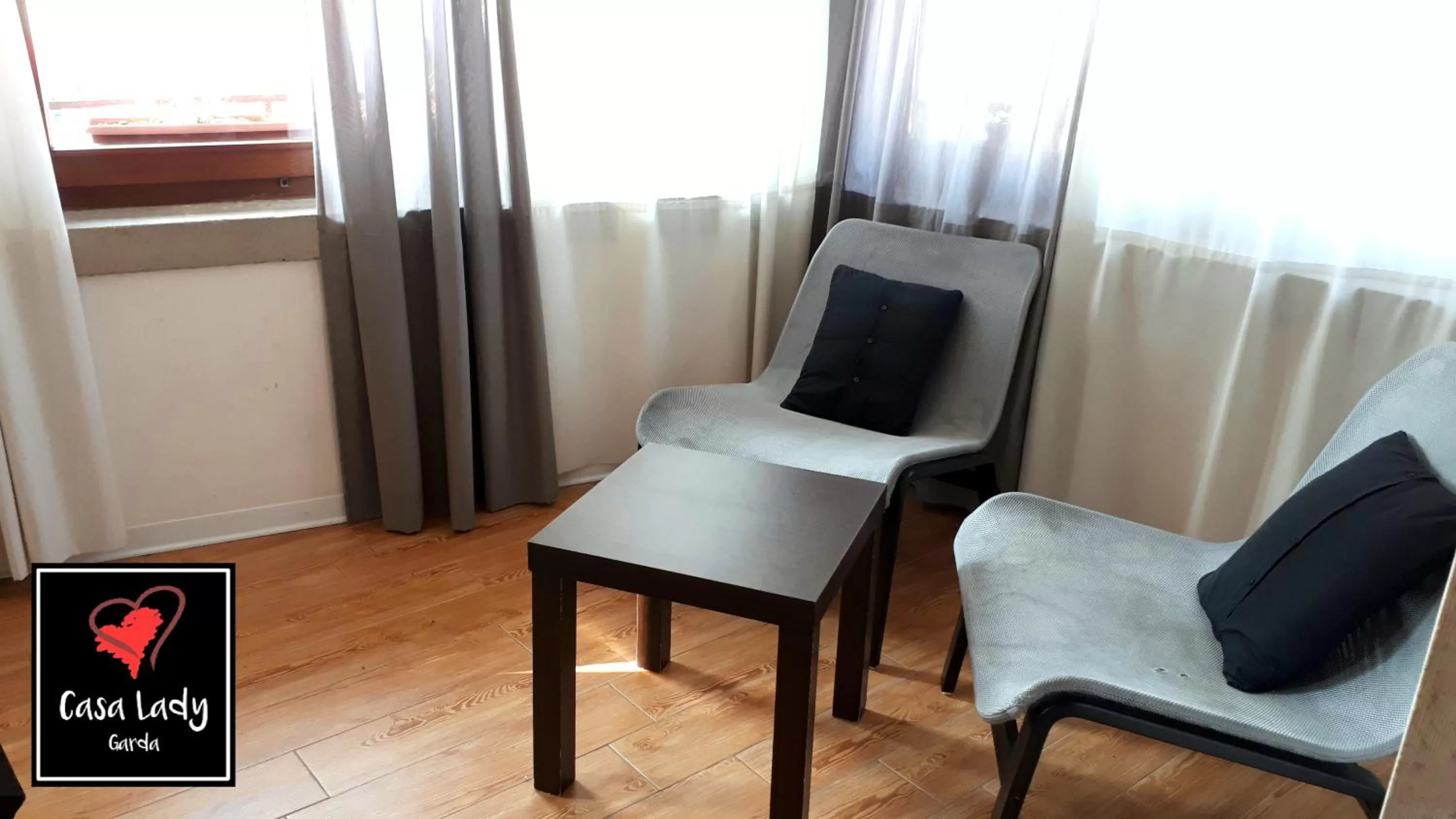 Seating area in Casa Lady