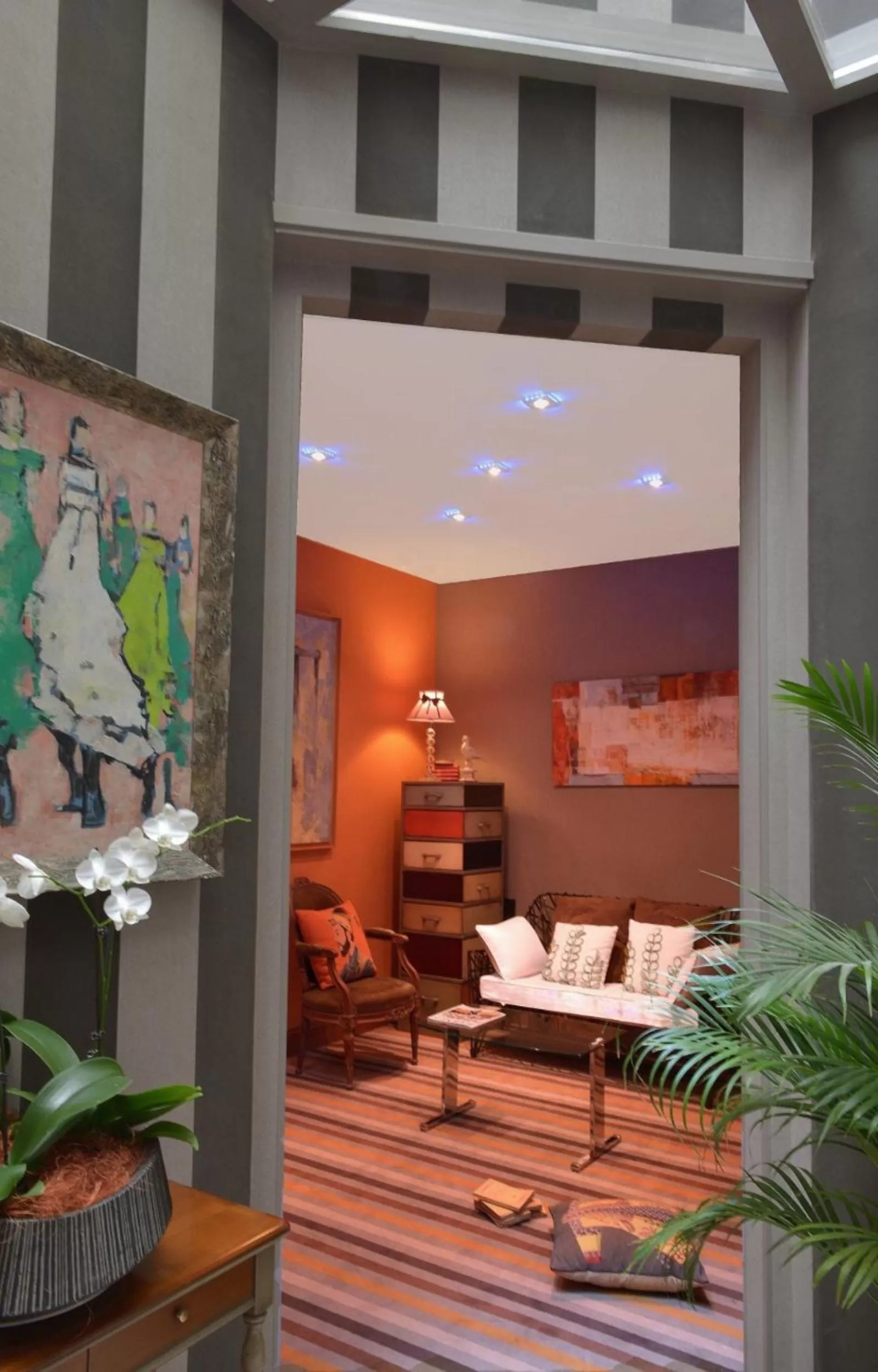 Lobby or reception in Hôtel Volney Opéra
