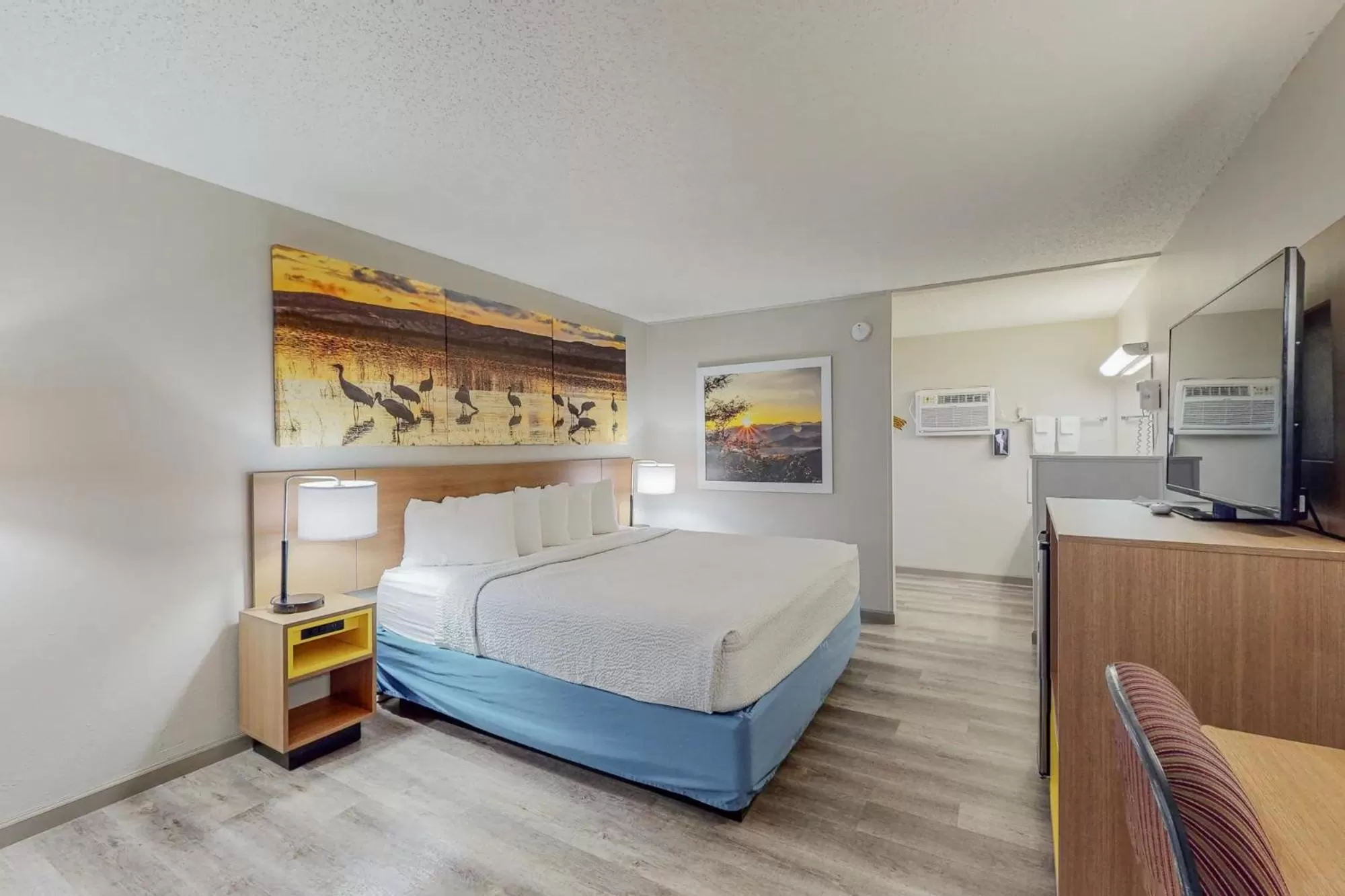 Bedroom, Bed in Days Inn by Wyndham Socorro