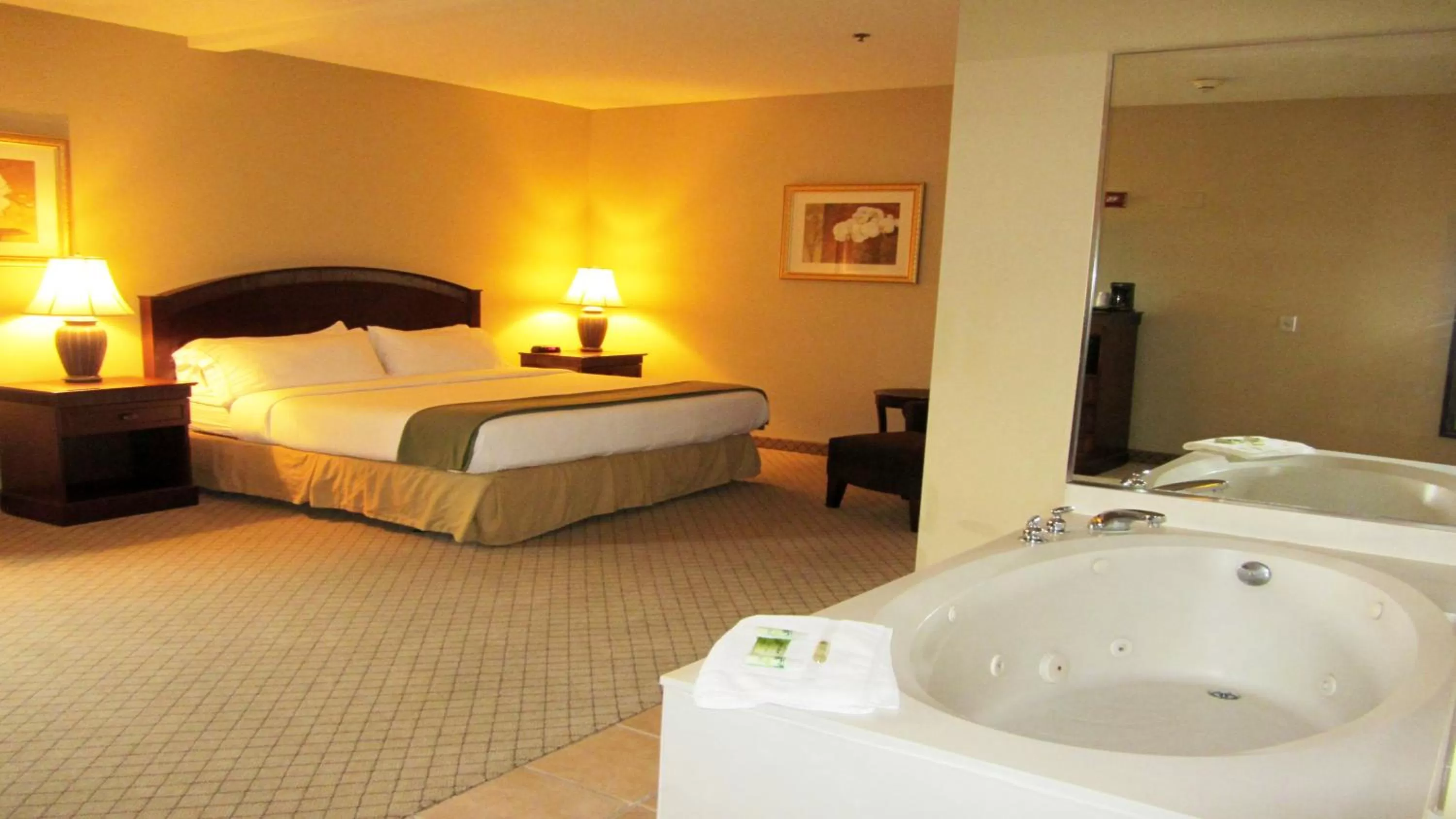 Holiday Inn Express Fairfield by IHG