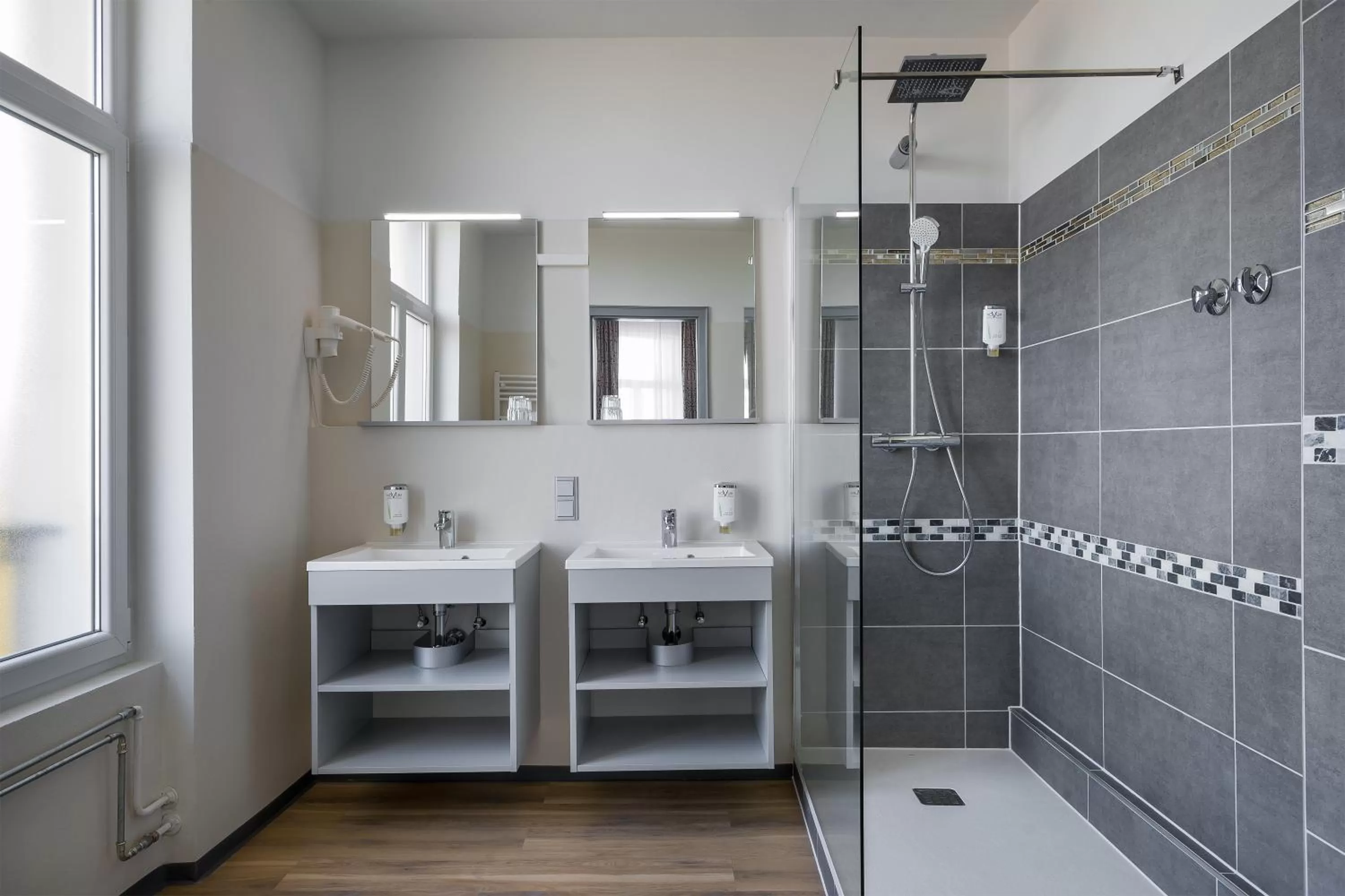 TV and multimedia in Hotel Ruf