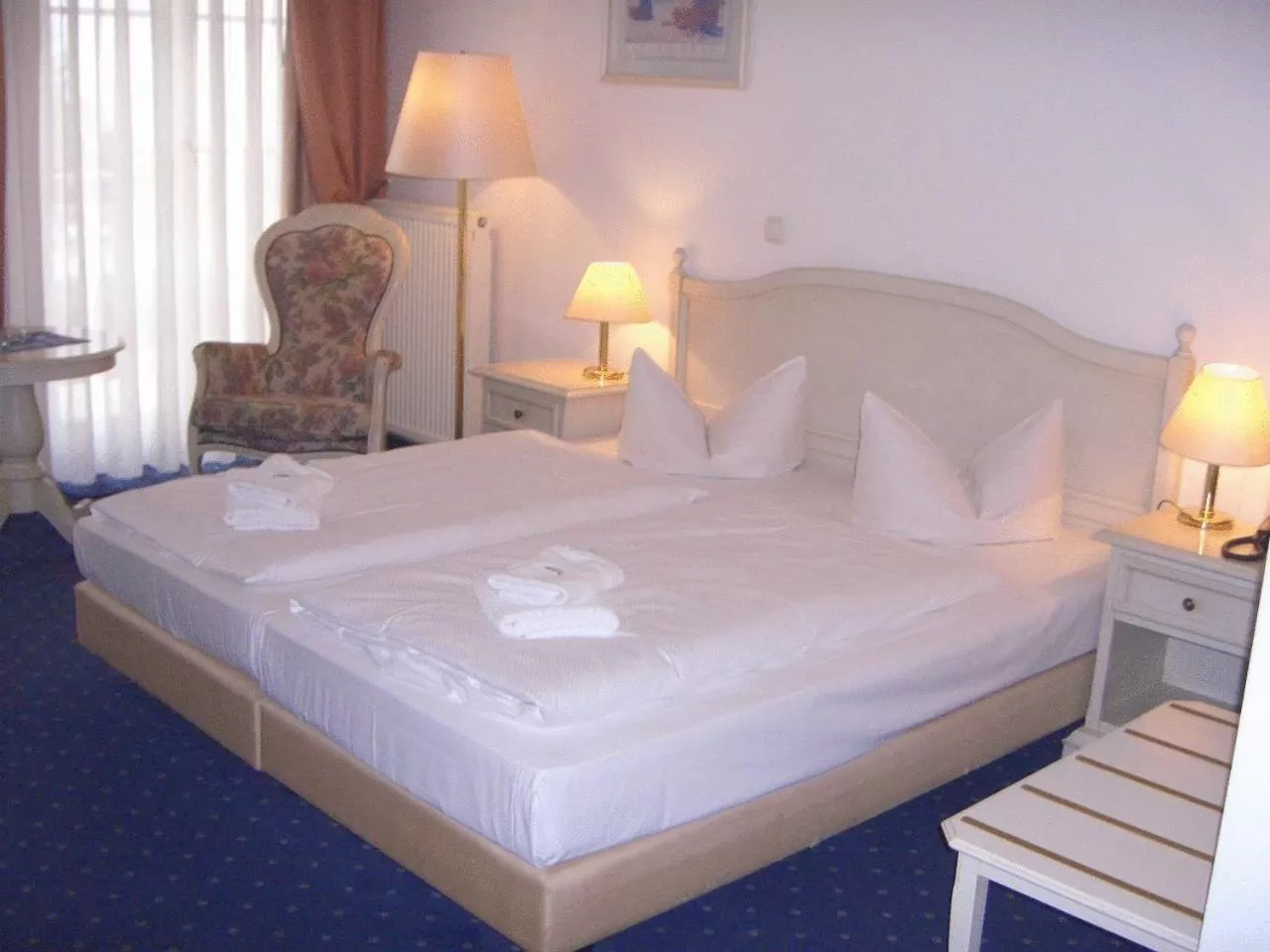 Bed in Hotel Bellevue Warnemünde