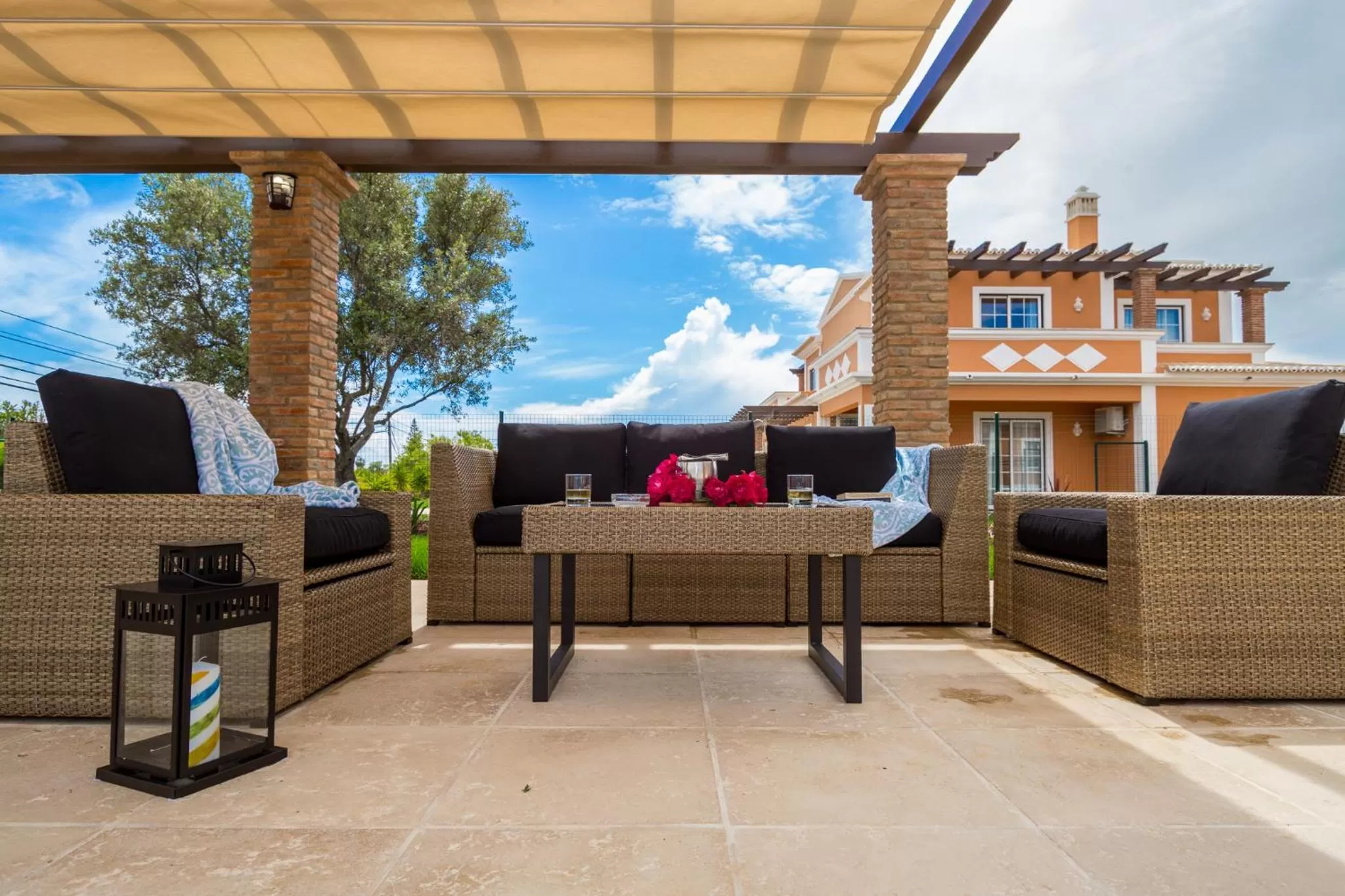 Balcony/Terrace in Colina da Lapa & Villas