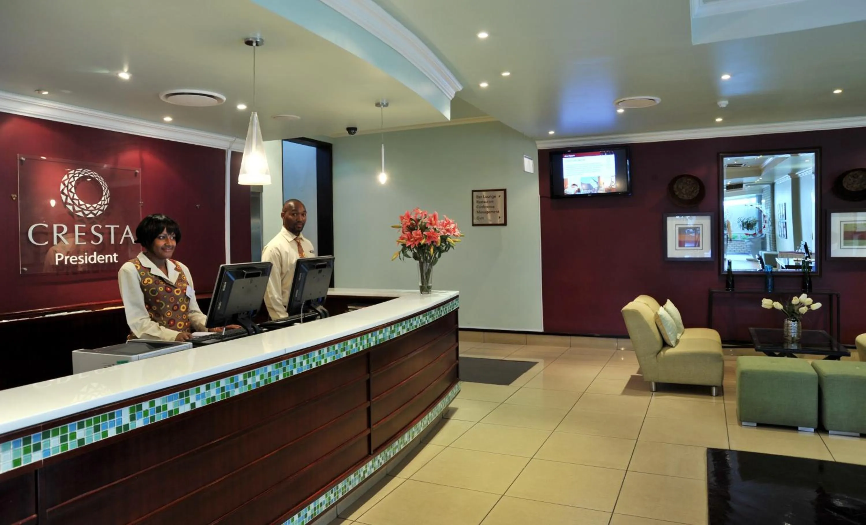 Lobby or reception in Cresta President Hotel