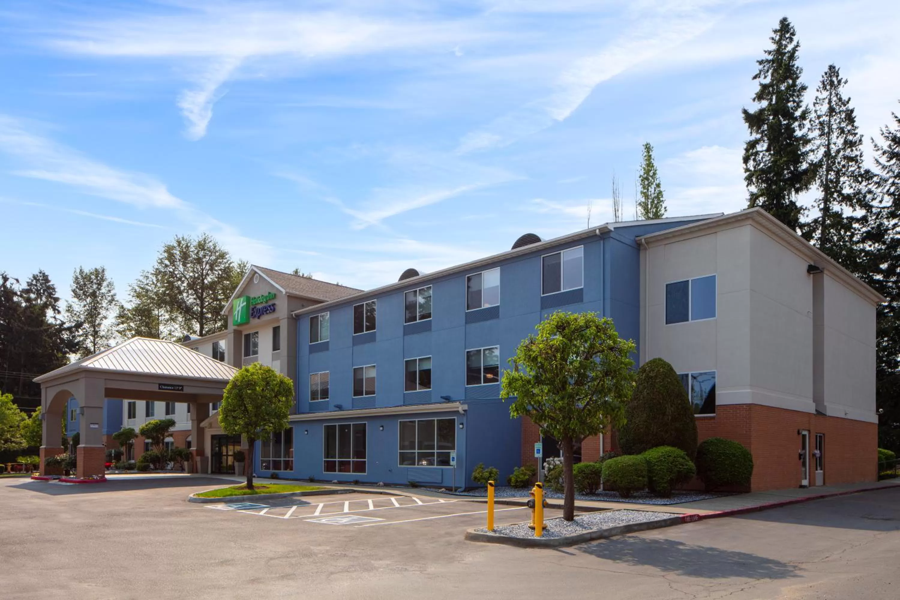 Property building in Holiday Inn Express Bothell by IHG