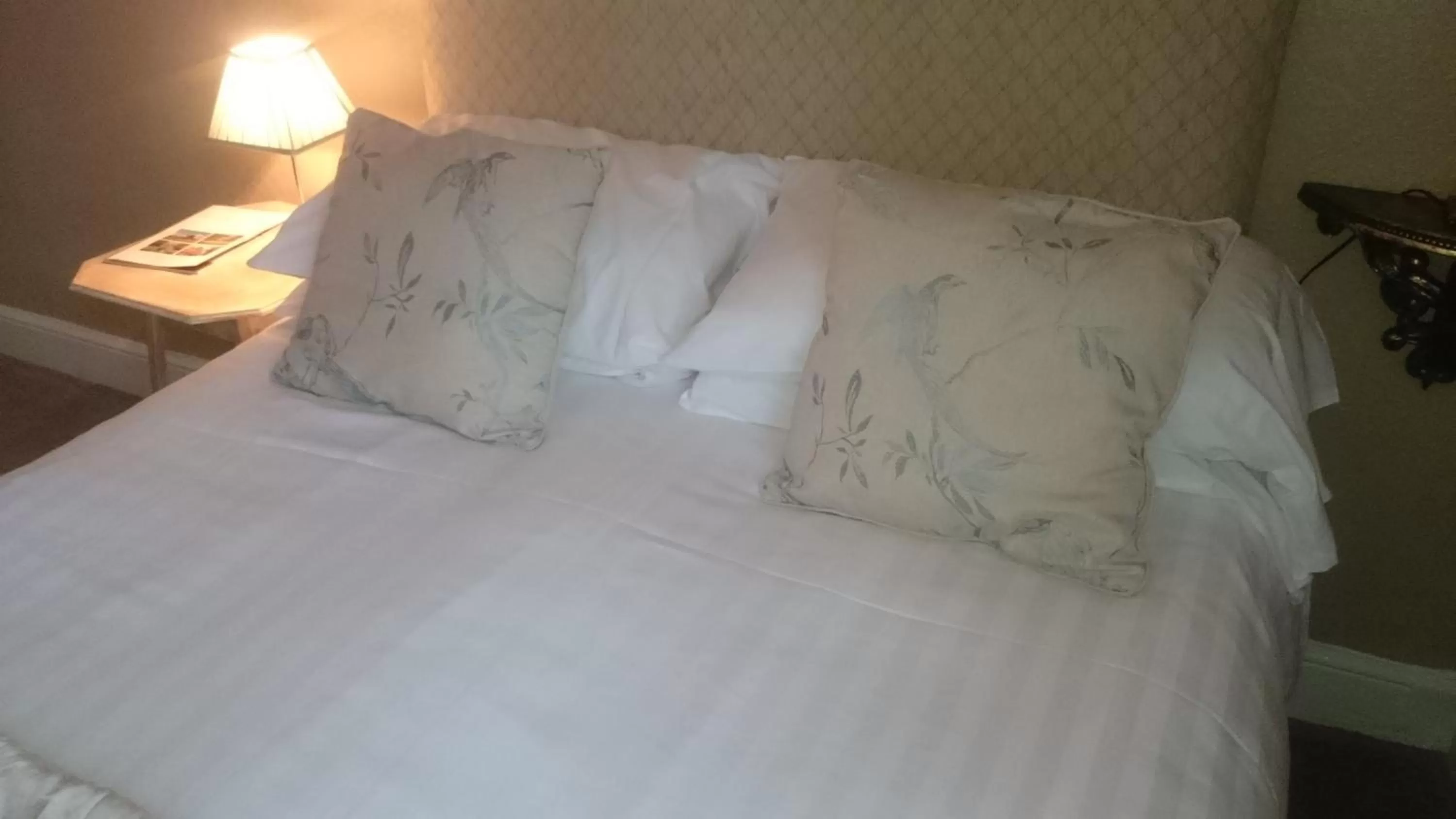 Decorative detail, Bed in George and Dragon Ashbourne