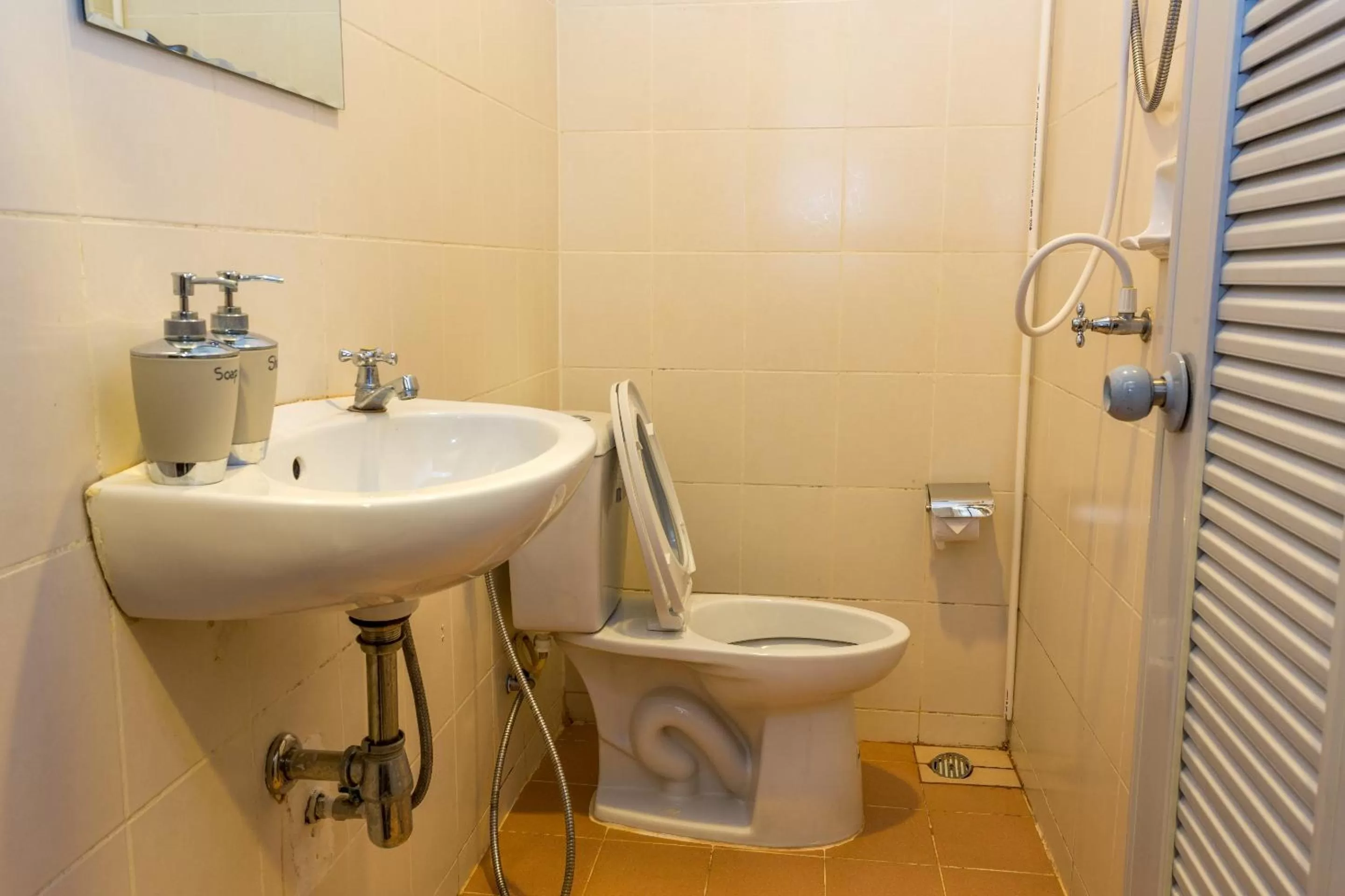 Bathroom in KhaoLak Benzotel