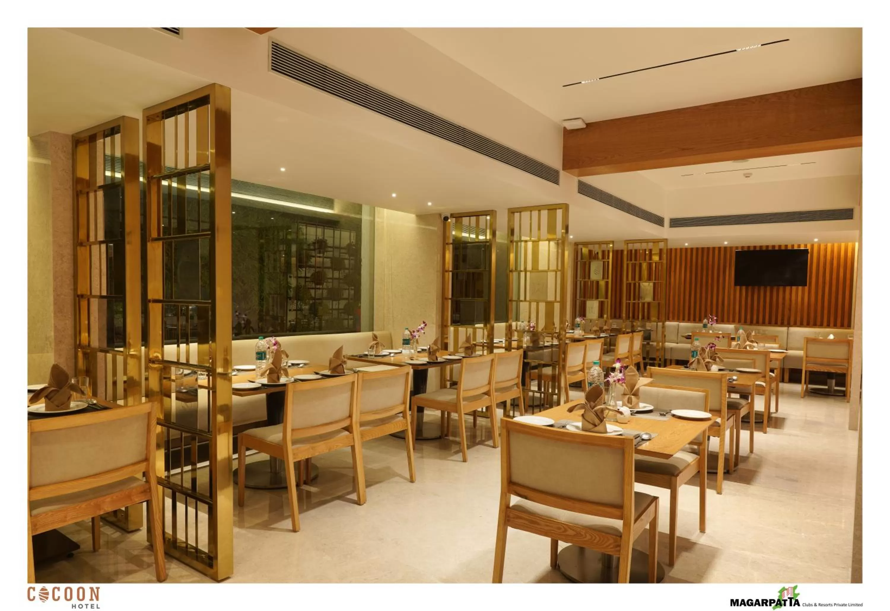 Restaurant/places to eat in Cocoon Hotel