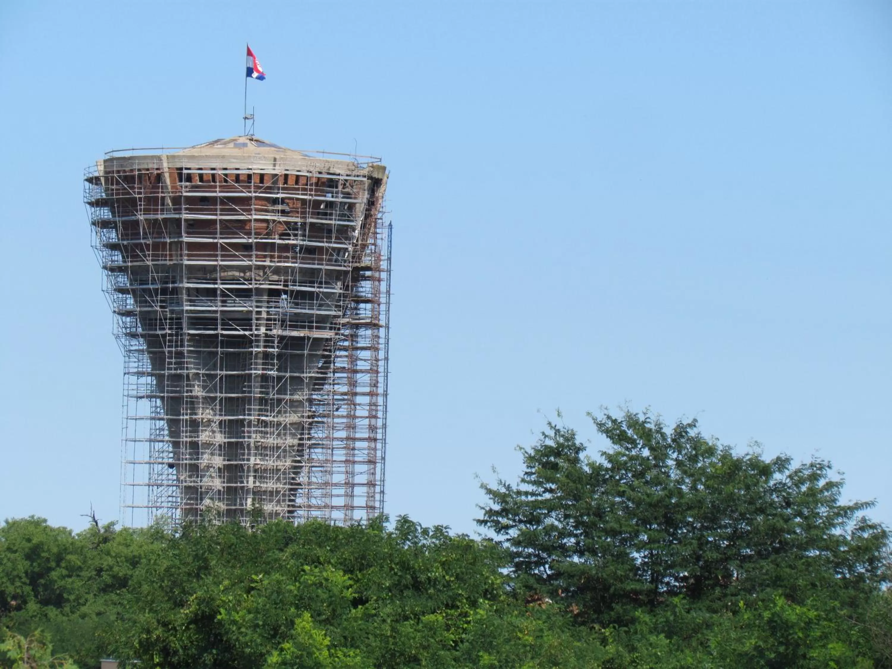 Spring in Pansion Vila Vanda