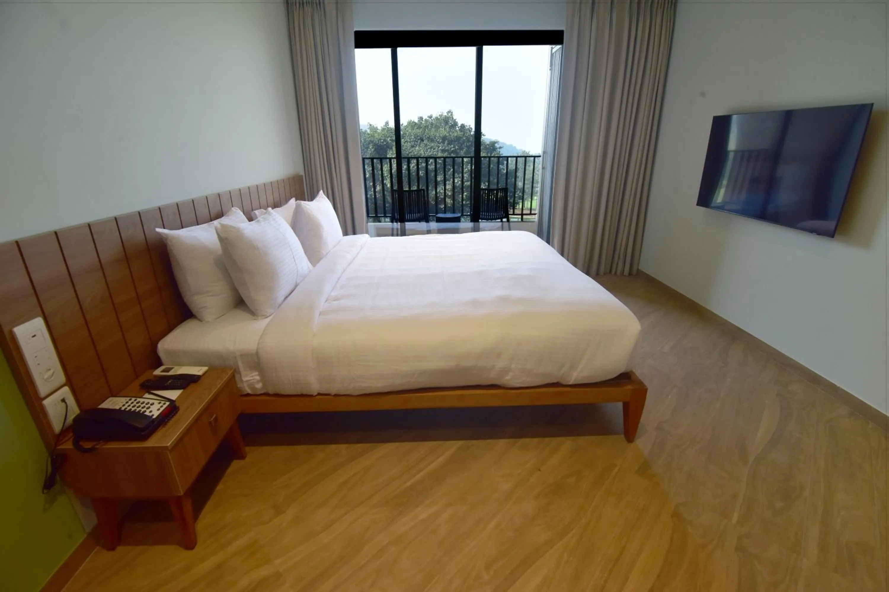Bed in Oxford Golf Resort