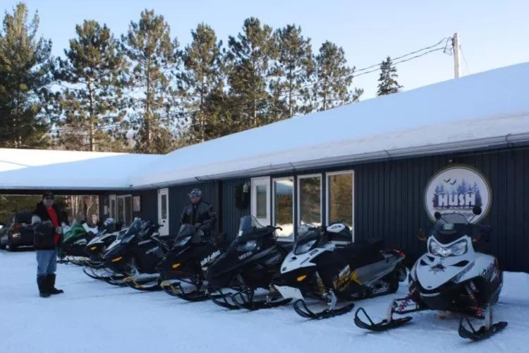 Hush Lodge and Cottages