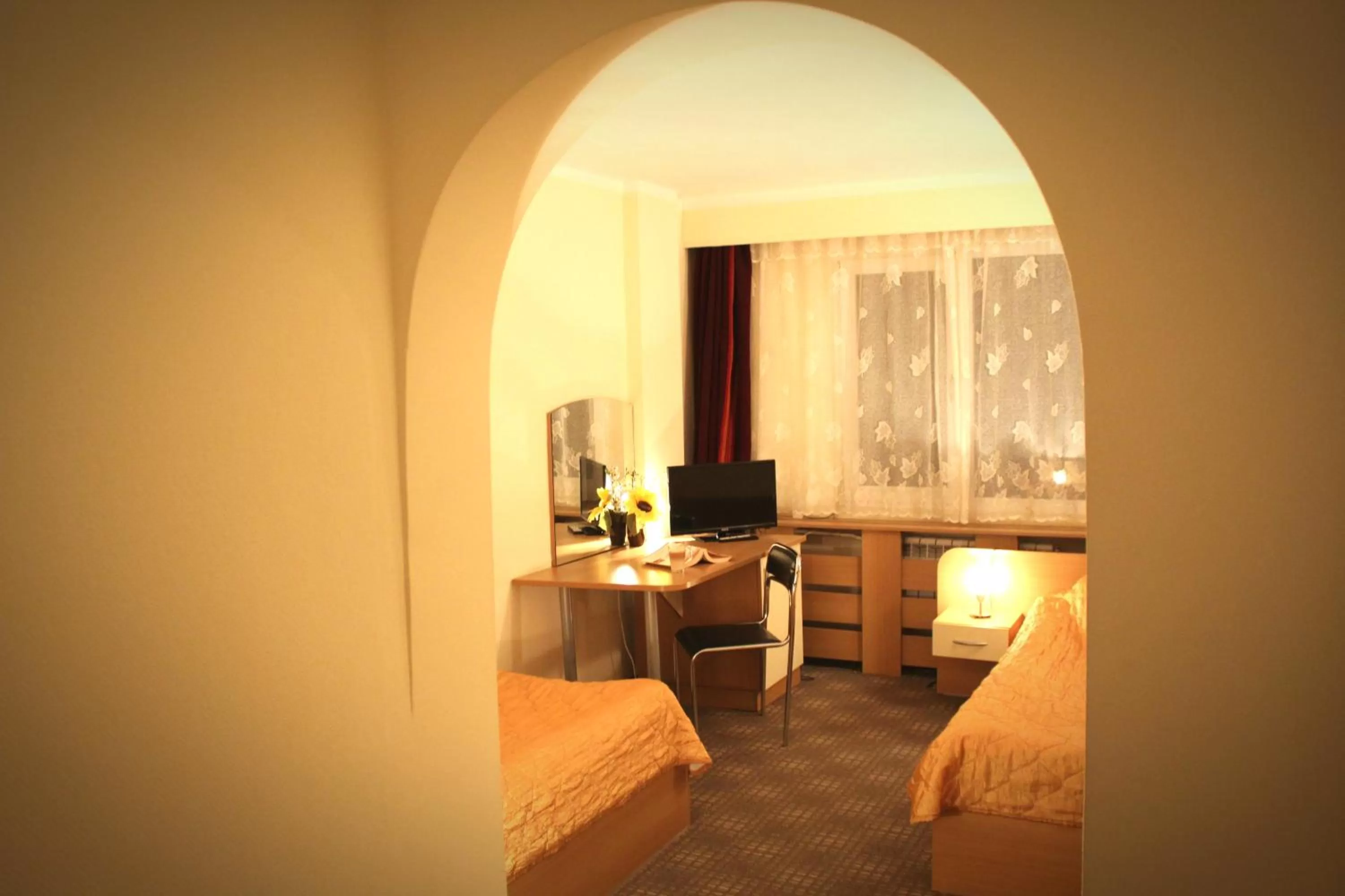 Bed, TV/Entertainment Center in Hotel of Bulgarian Academy of Sciences