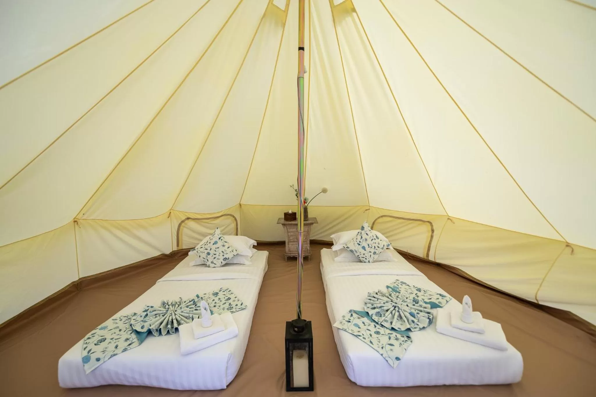 Bed in Doi Inthanon Riverside resort