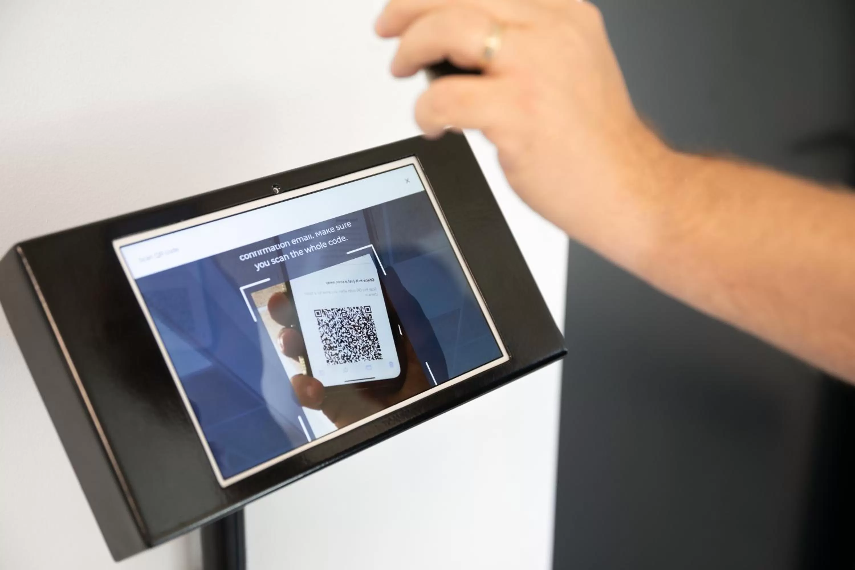 Lobby or reception, TV/Entertainment Center in U11 Hotel