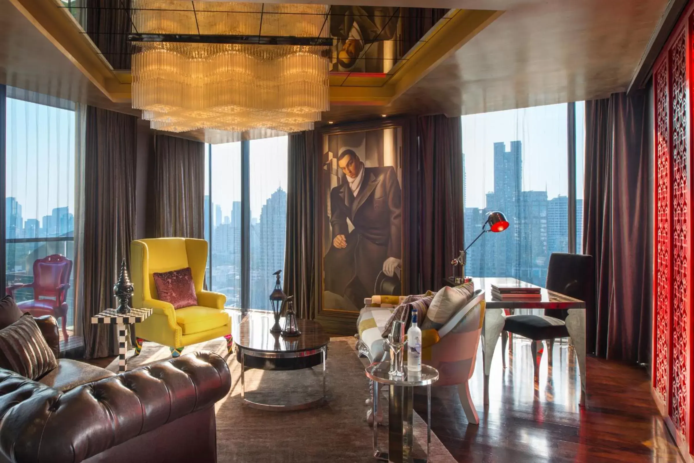 One-Bedroom King Suite with Garden View in Hotel Indigo Bangkok Wireless Road by IHG One-Bedroom King Suite with Garden View in Hotel Indigo Bangkok Wireless Road by IHG