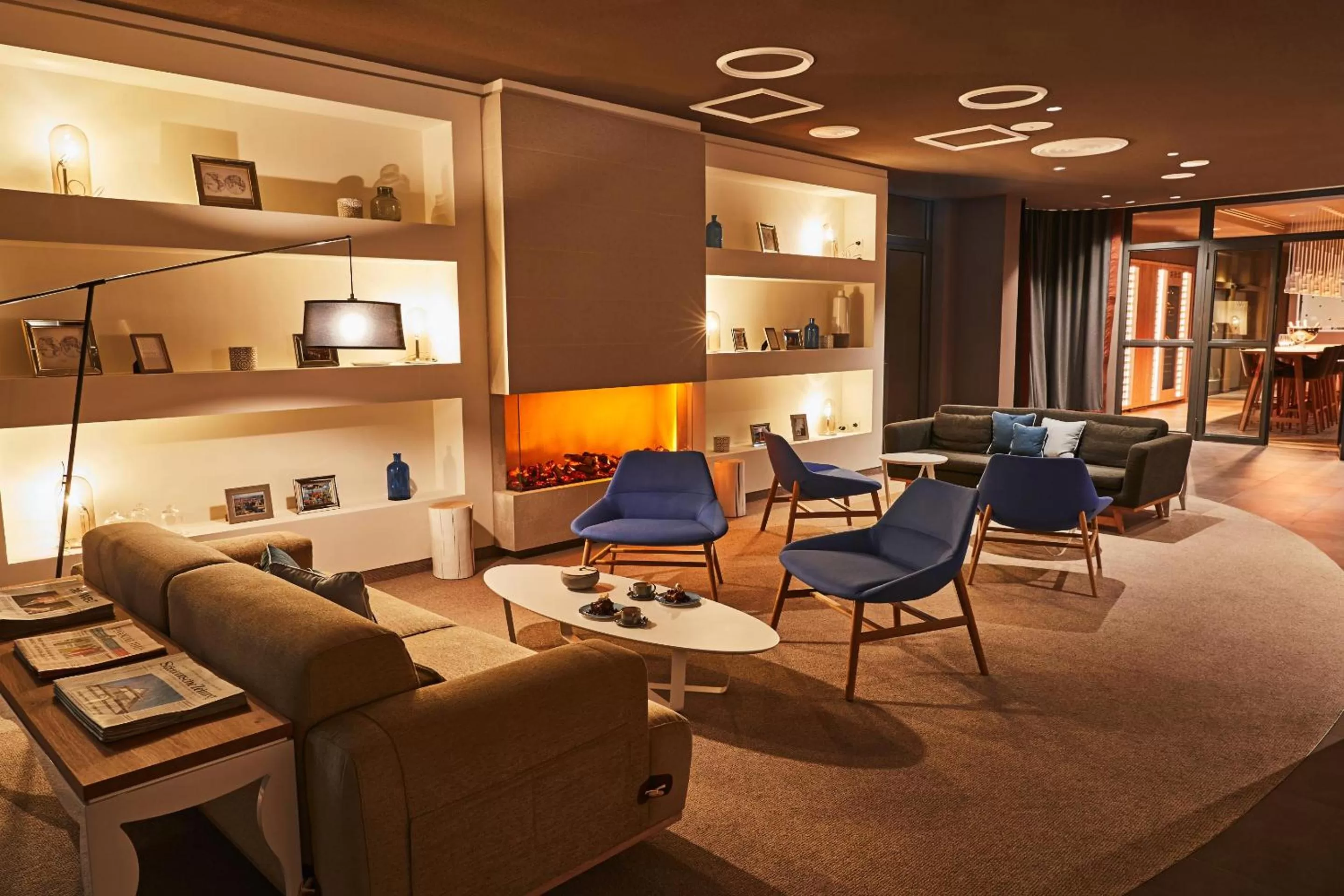 Lounge or bar in Steigenberger Hotel München