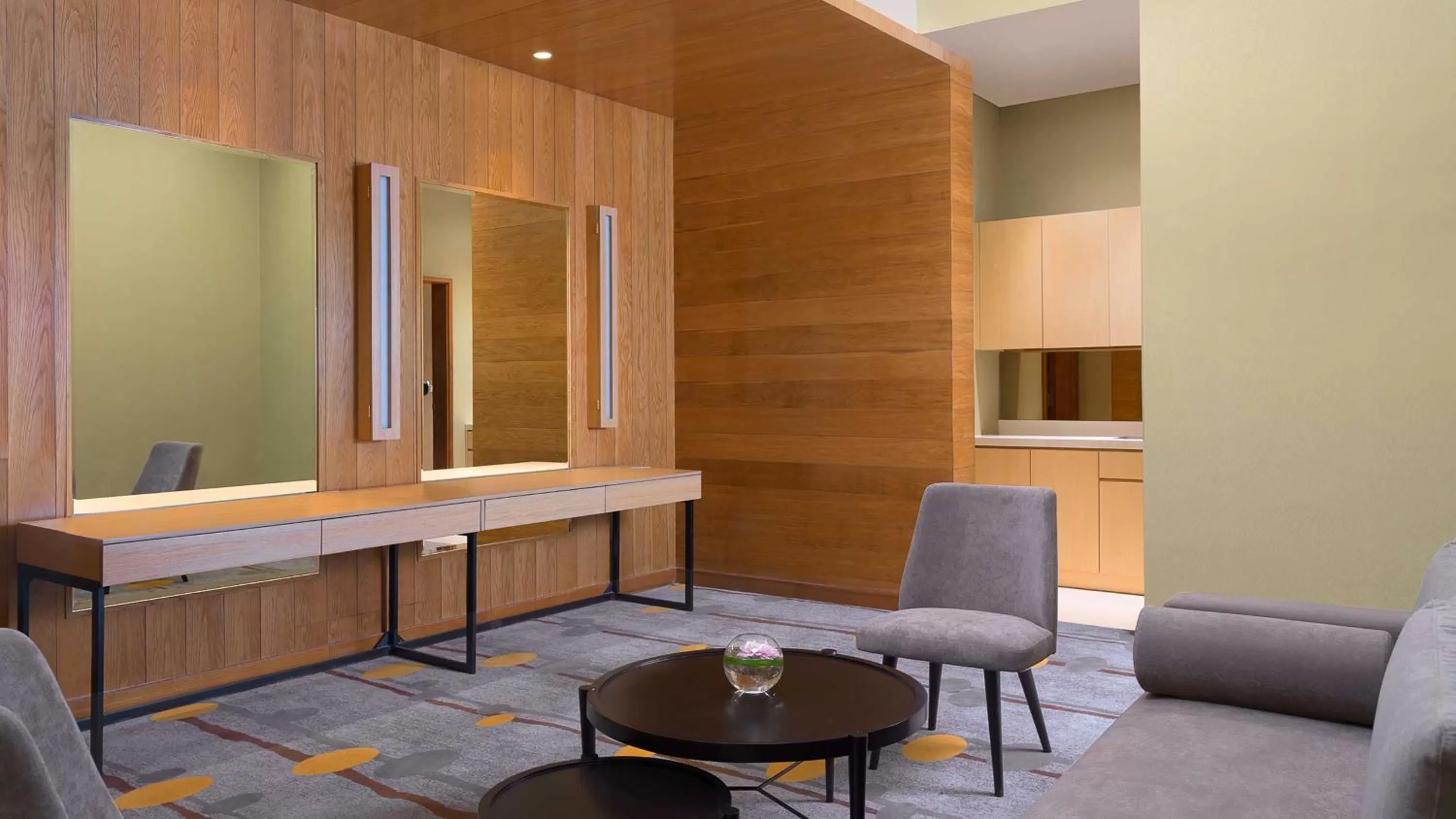 Meeting/conference room in Holiday Inn & Suites Jakarta Gajah Mada by IHG