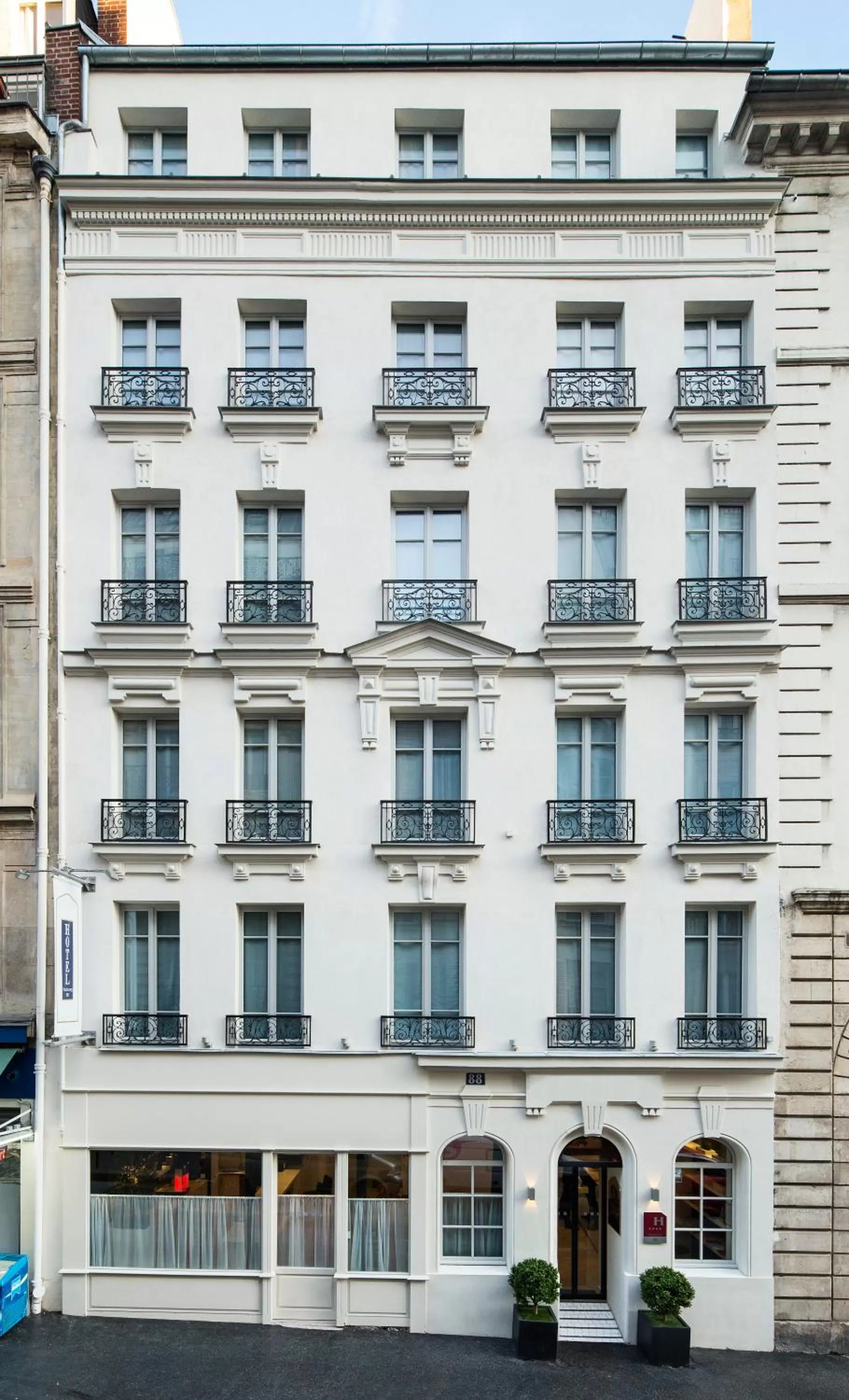 Property building in Best Western Premier Faubourg 88
