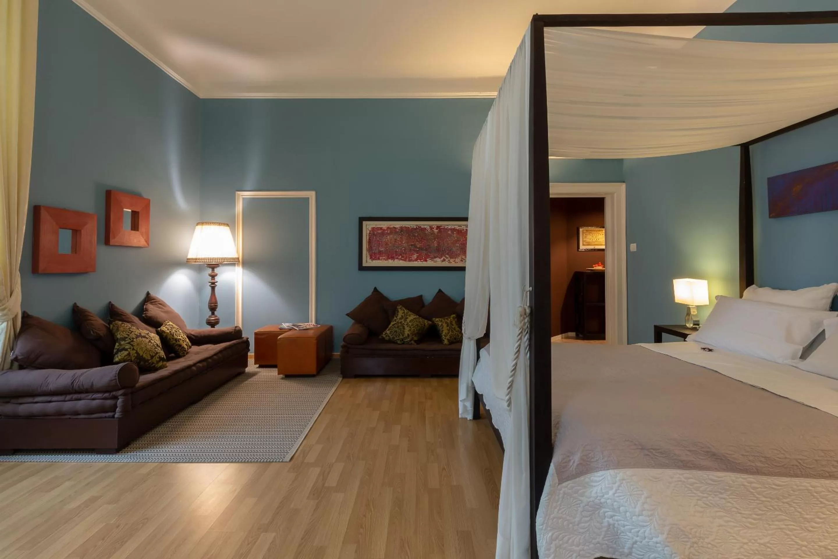 Seating area, Bed in Opera Boutique B&B