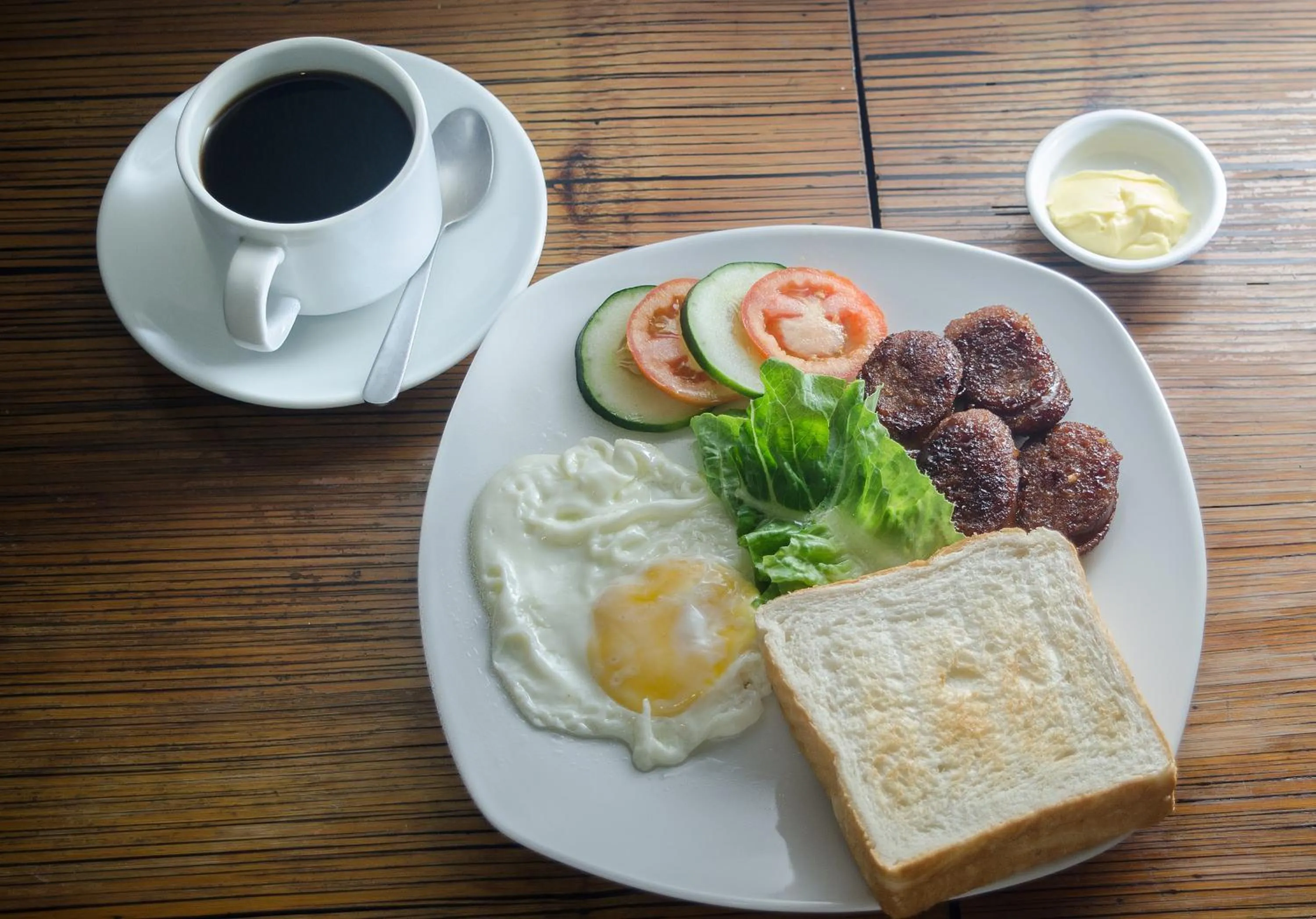 Food in Spaces Hotel Makati