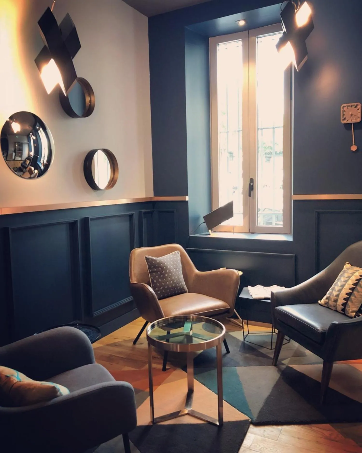 Communal lounge/ TV room in Alex Hotel & Spa