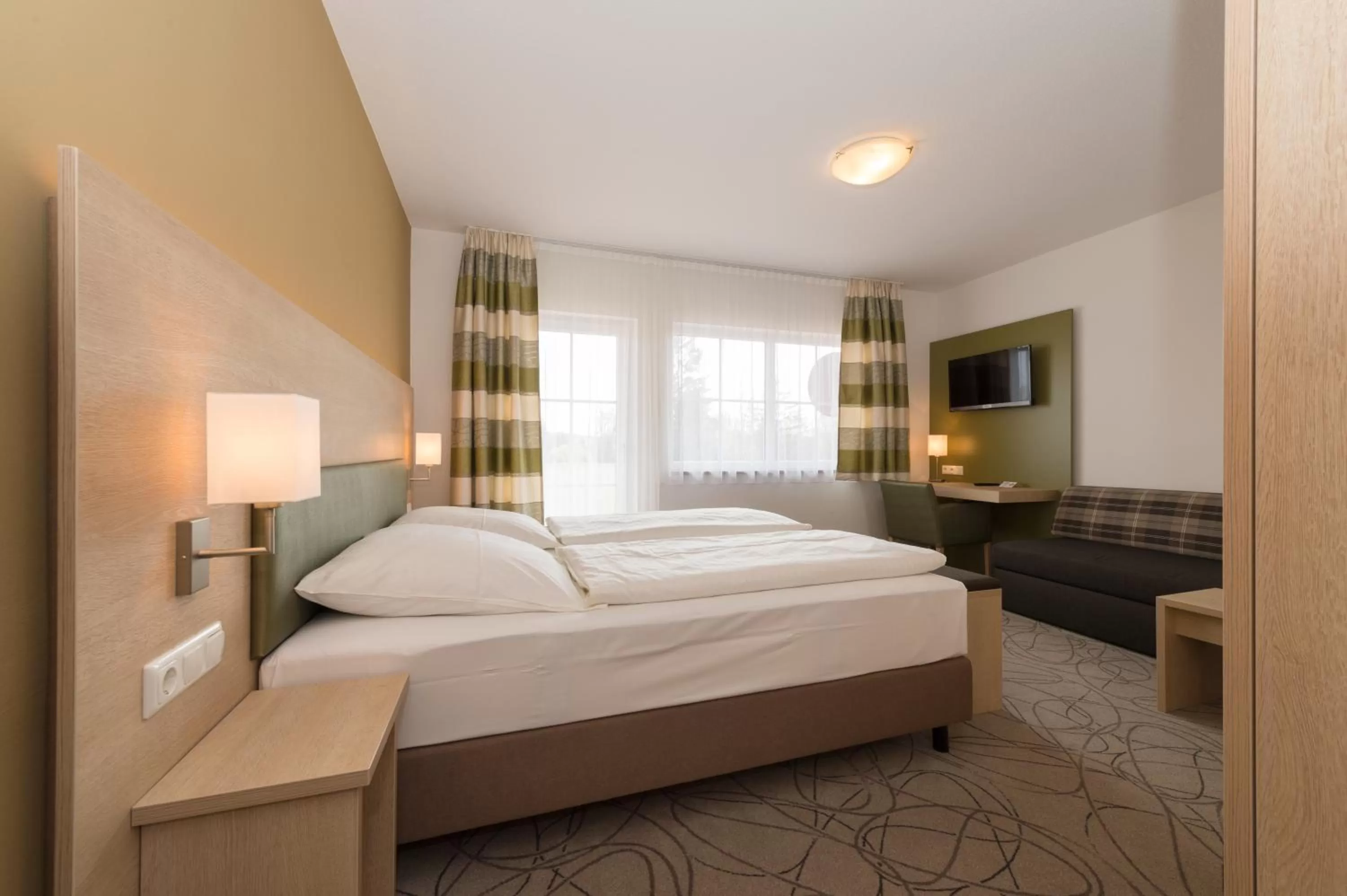 Photo of the whole room, Bed in Hotel SCHNEIDER