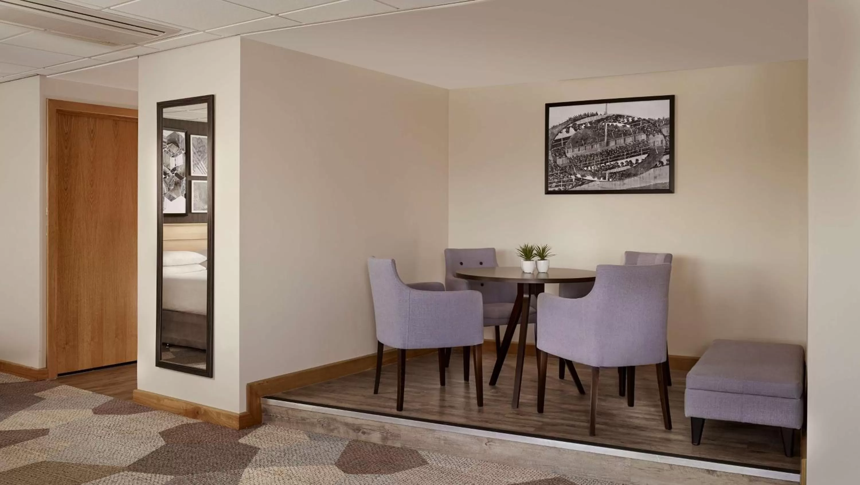 Living room in DoubleTree by Hilton Coventry Building Society Arena
