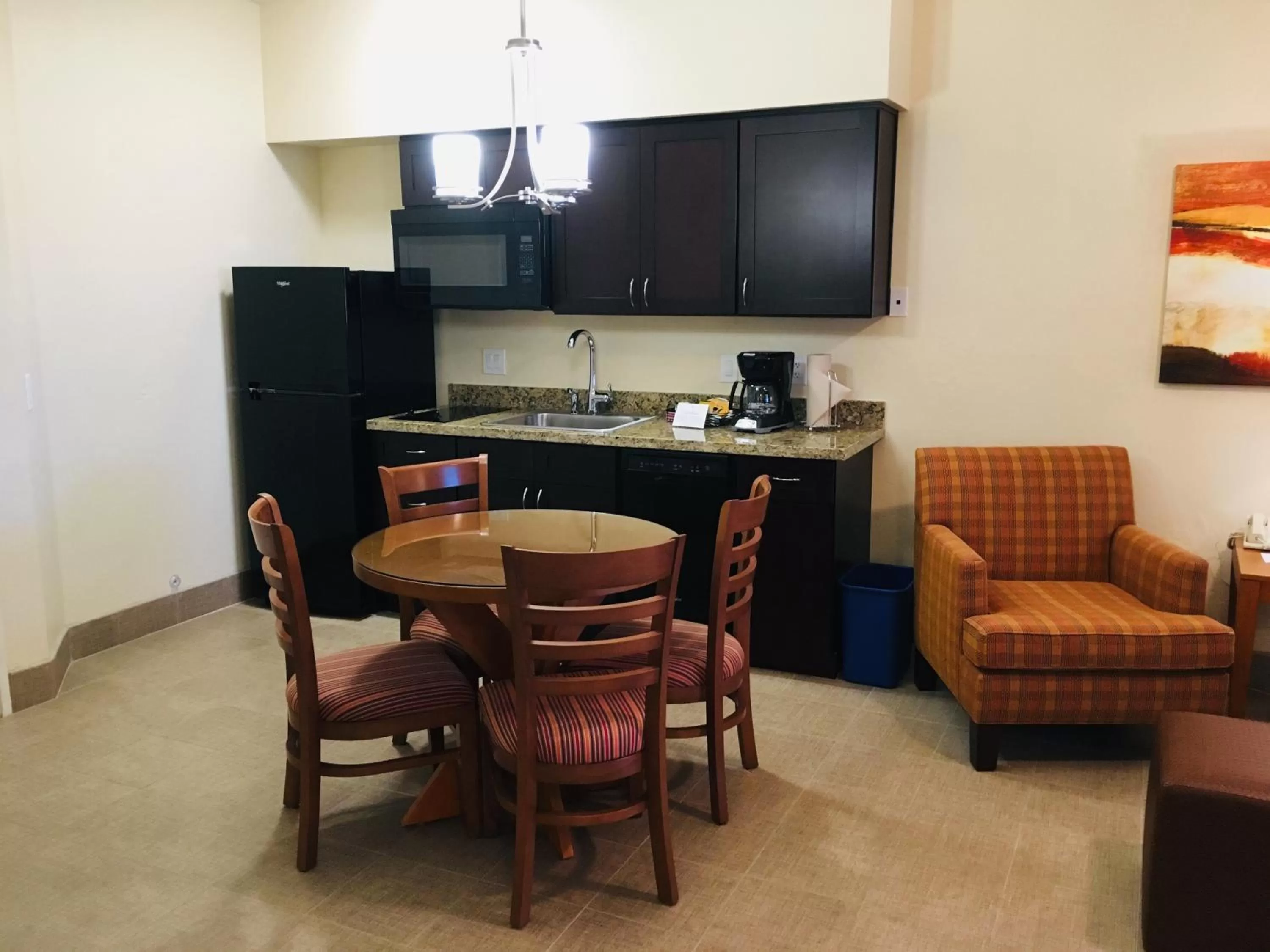 Kitchen or kitchenette in Hilton Vacation Club Varsity Club Tucson