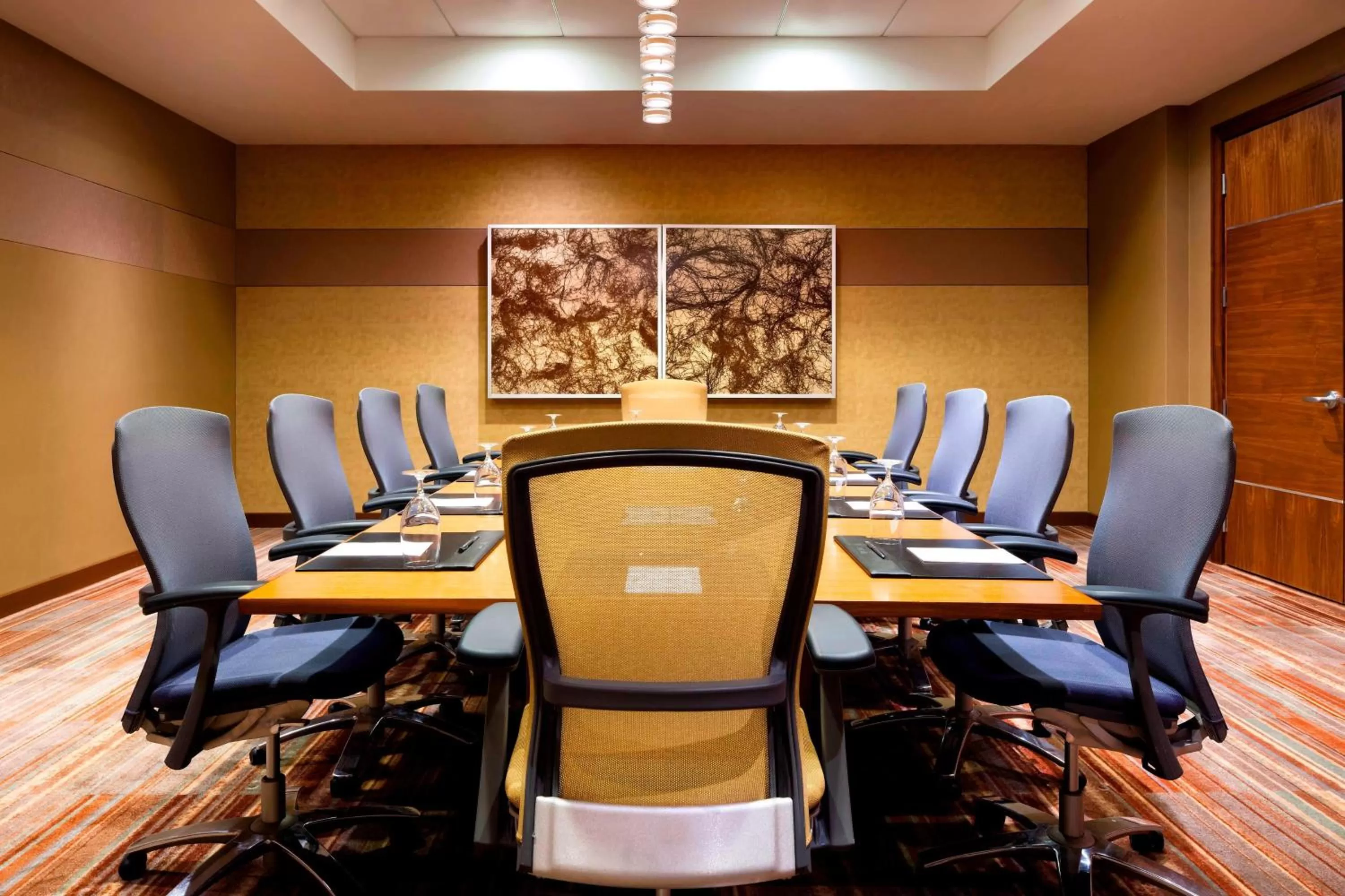 Meeting/conference room in The Westin Ottawa