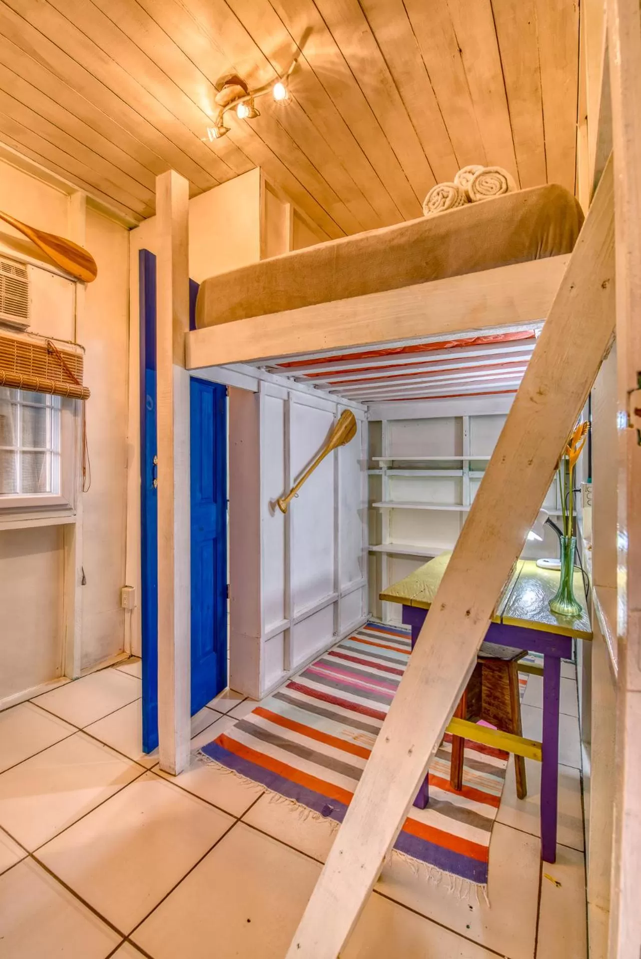 Bunk Bed in Saigon Bay Bed & Breakfast