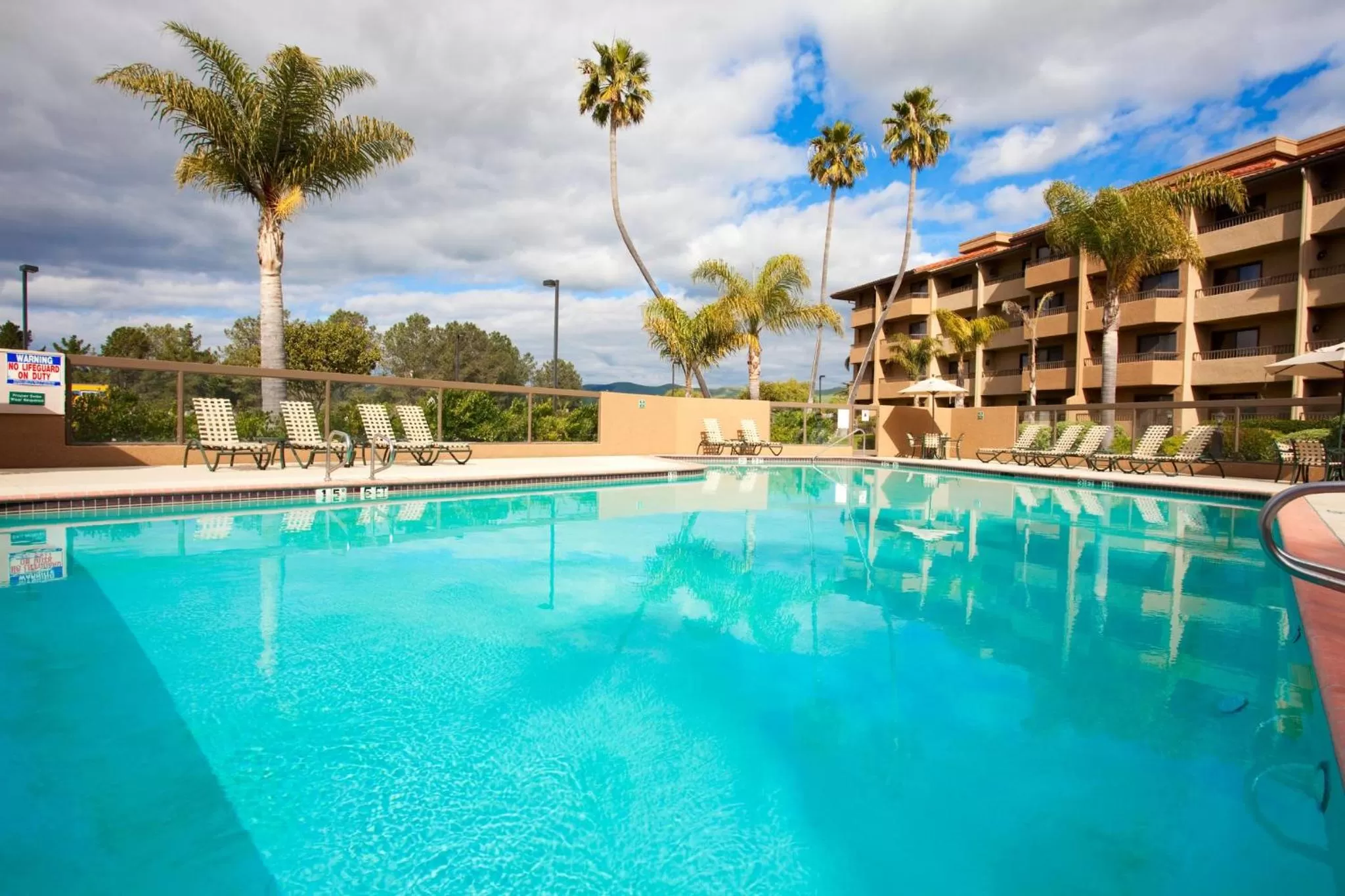 Swimming pool in Holiday Inn & Suites Santa Maria by IHG