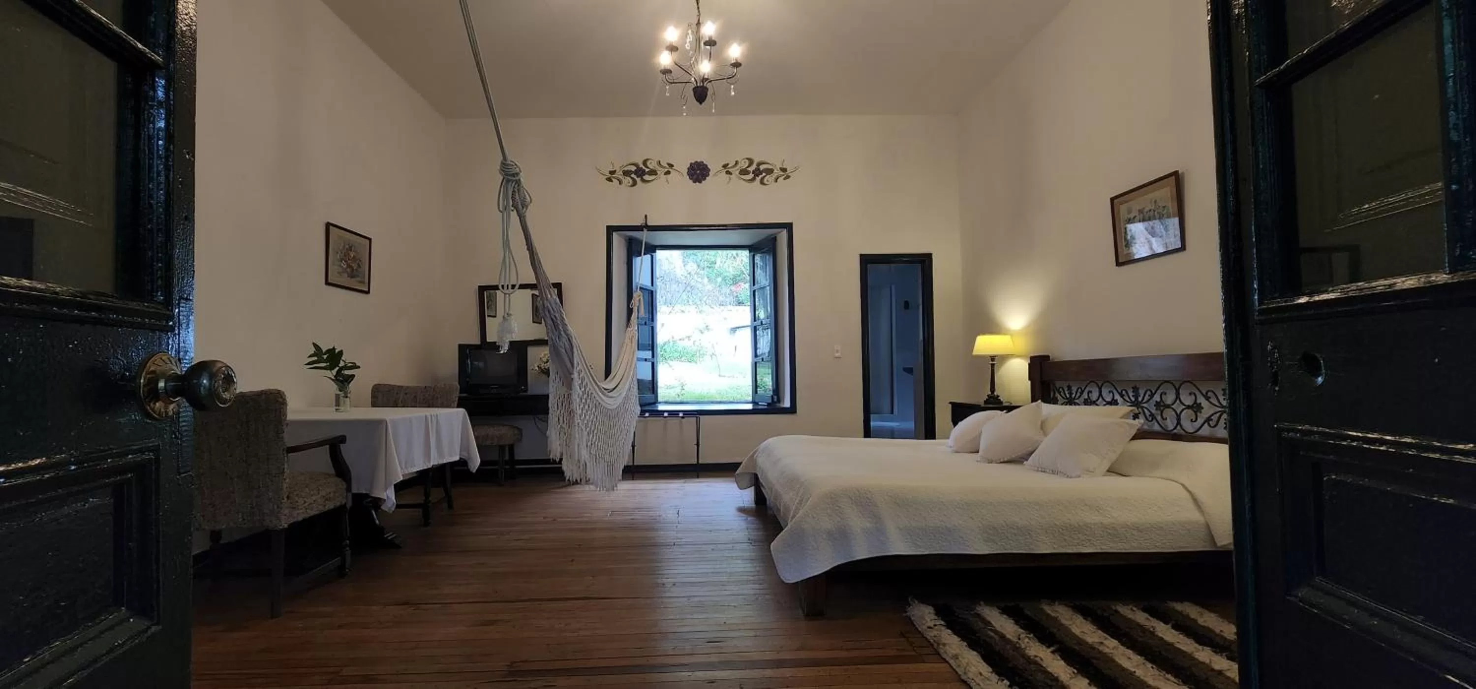 Photo of the whole room in Hotel Hacienda Suescún