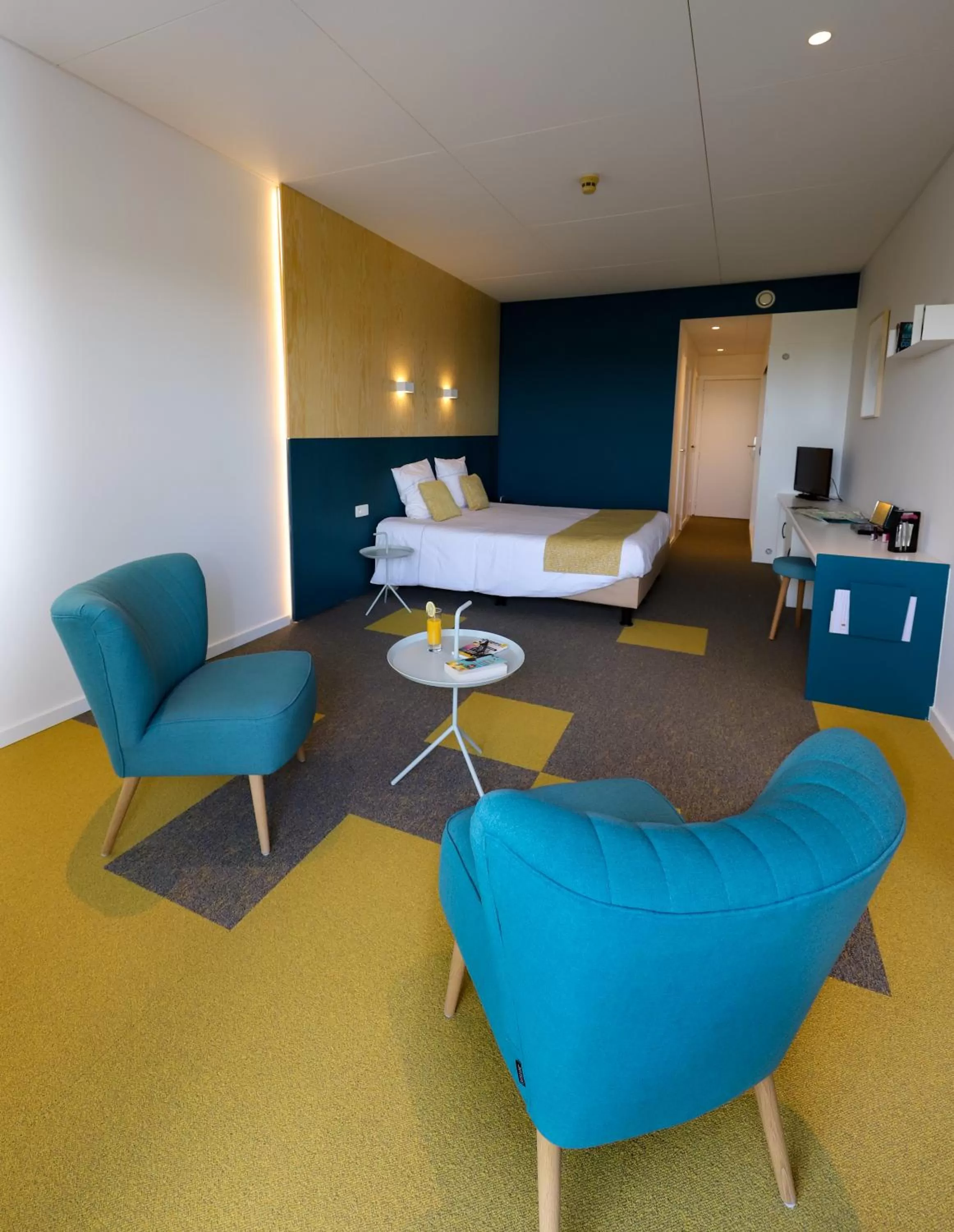 Bedroom, Seating Area in Floreal Le Panoramique