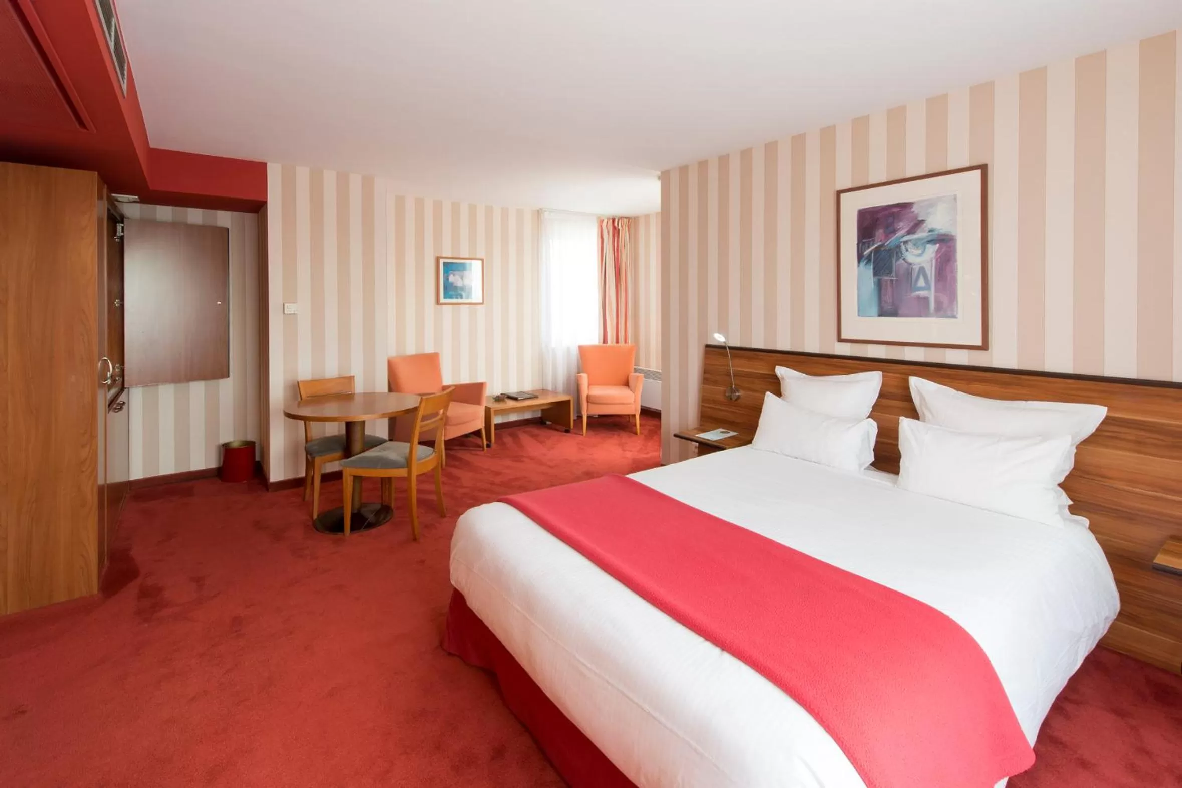 Bedroom, Bed in Le Jean-Sébastien Bach