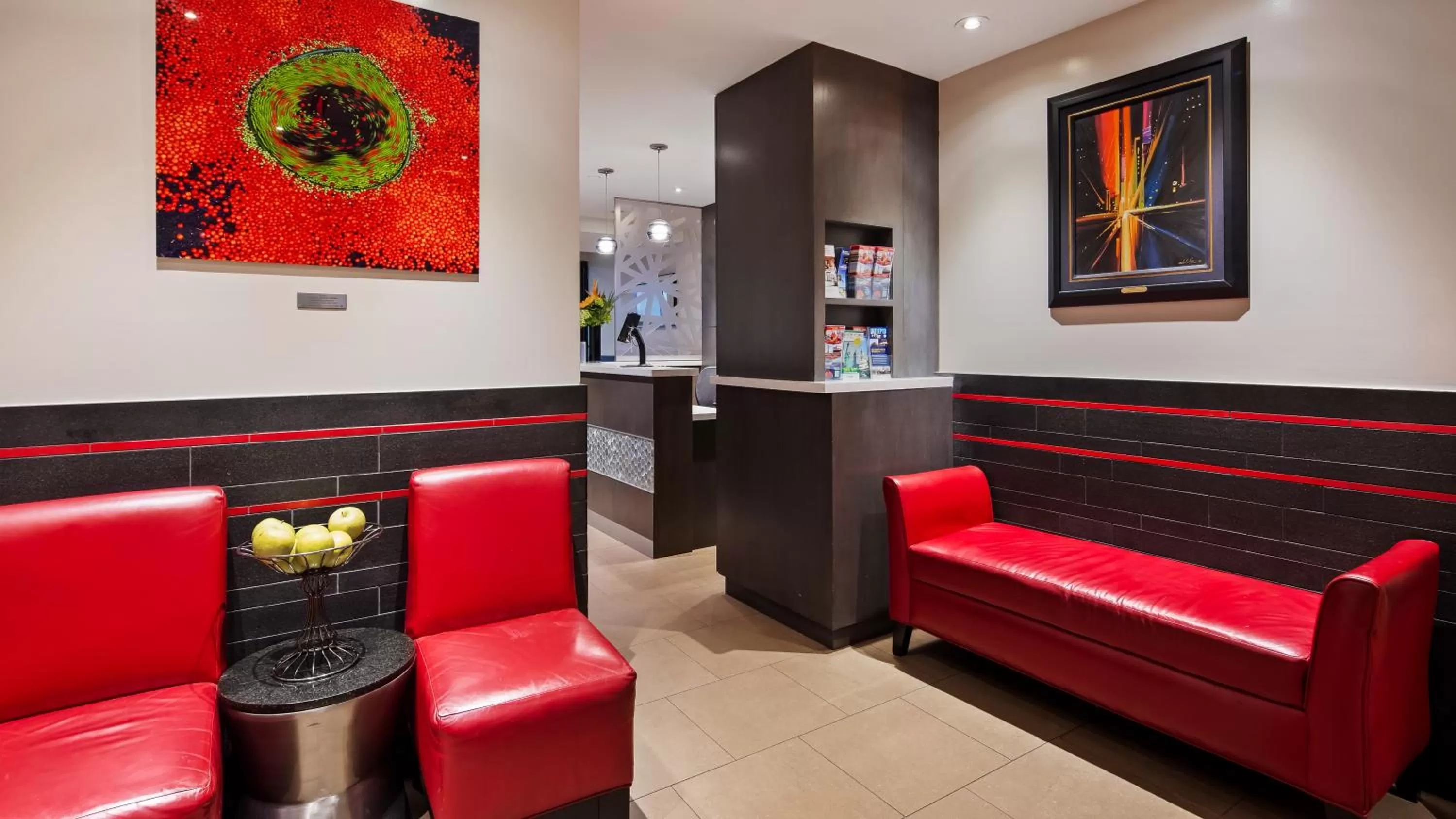 Lobby or reception in Best Western Plus Hospitality House Suites