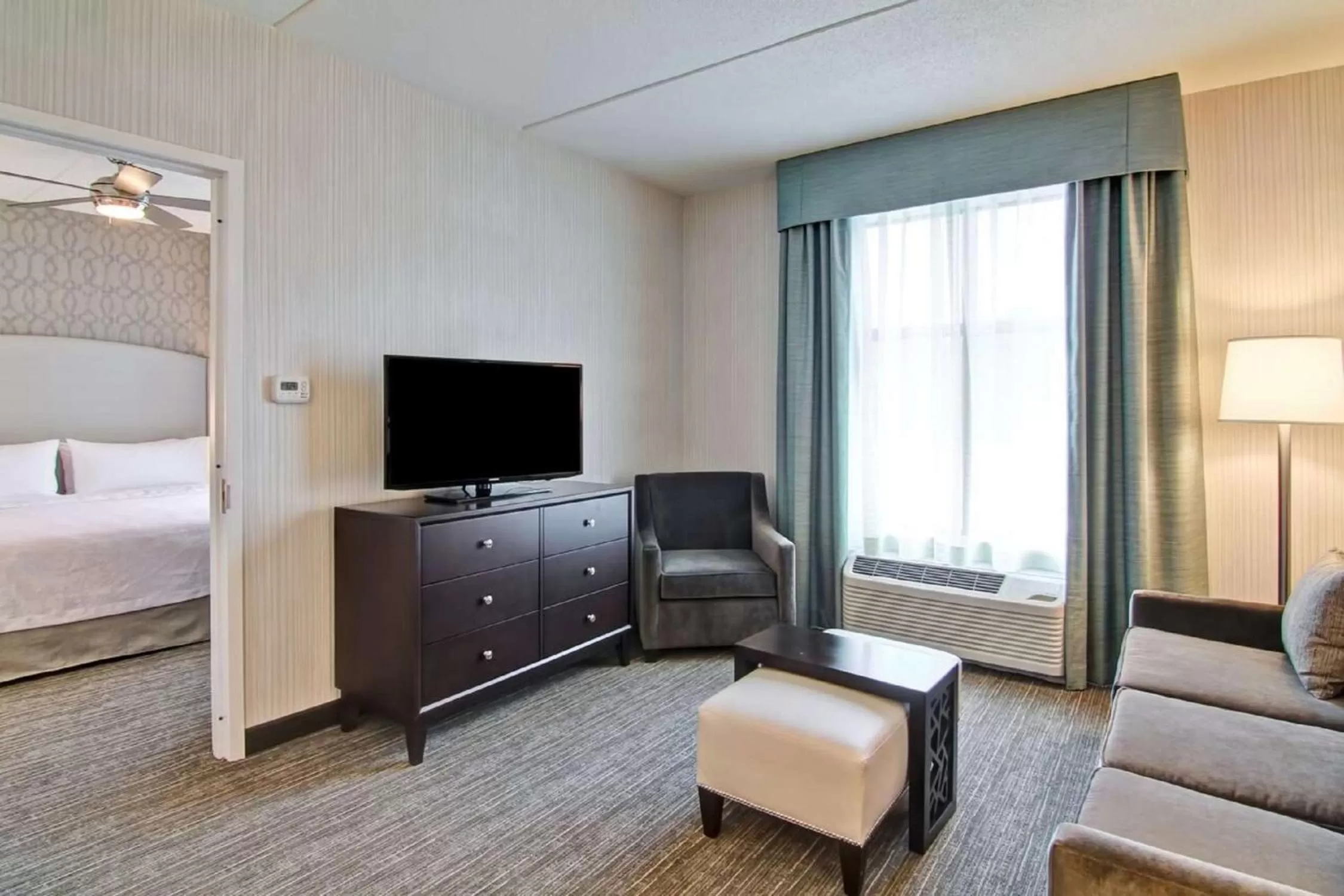 Bed in Homewood Suites By Hilton Clifton Park