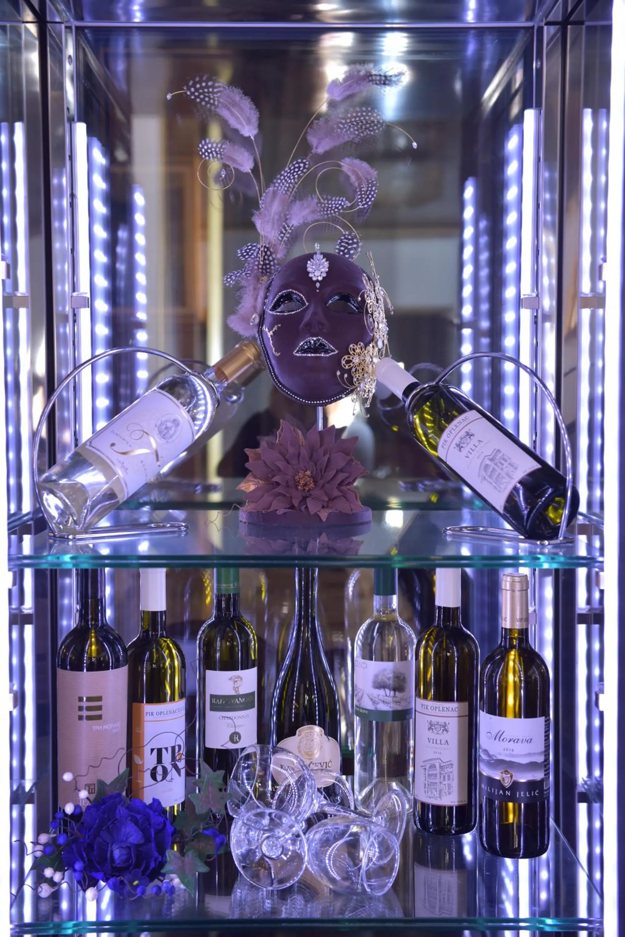 Restaurant/places to eat in Palace Hotel