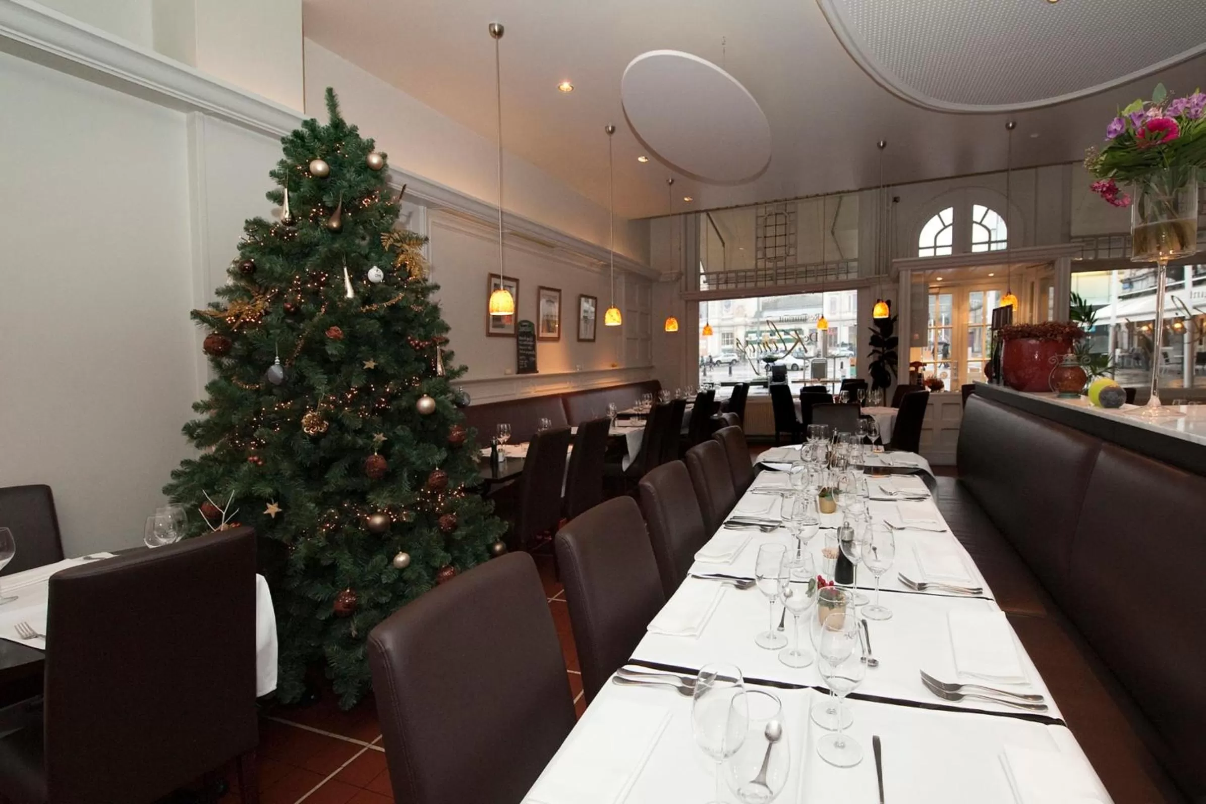 Restaurant/places to eat in Hotel Mille Colonnes