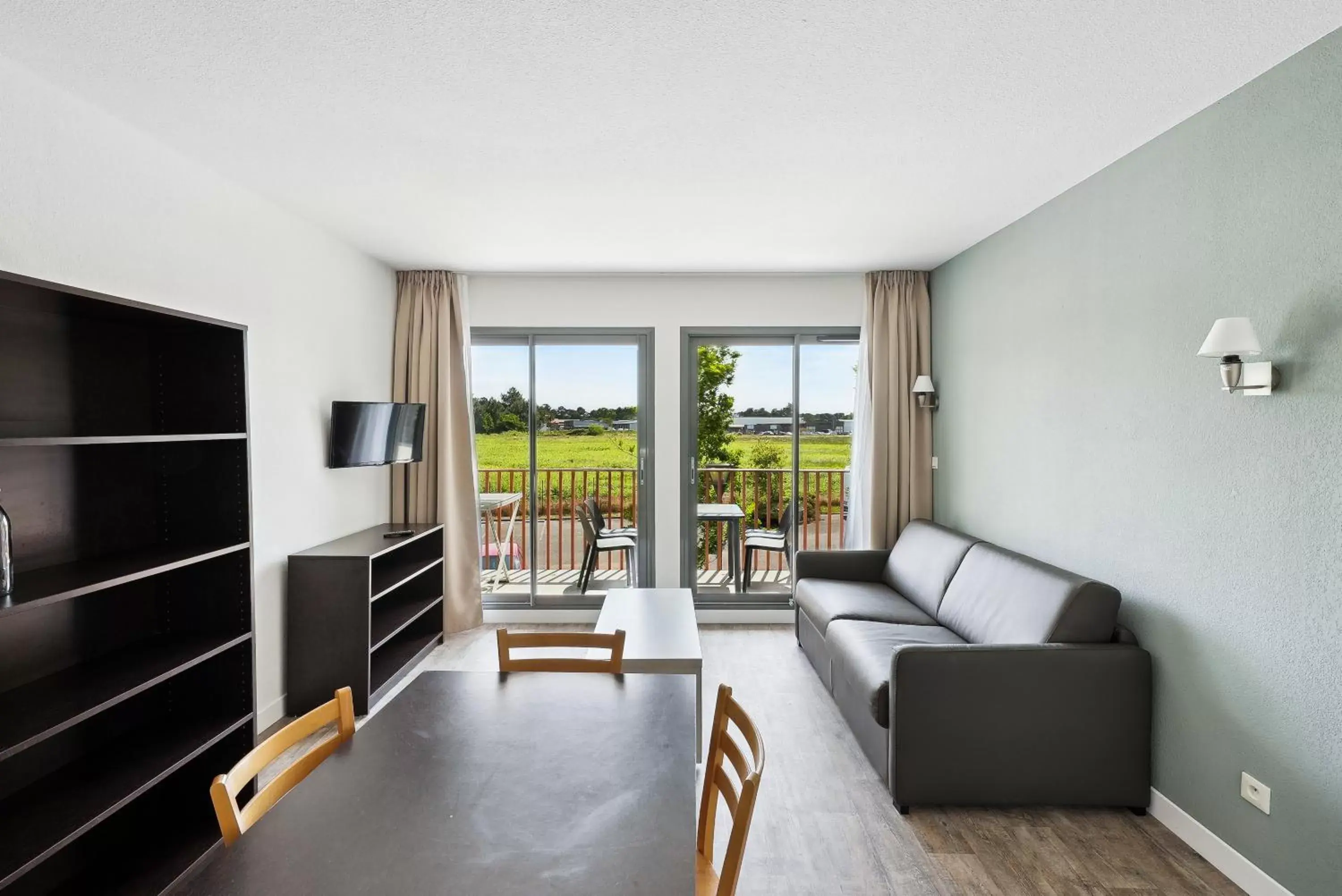 Apartment with Double Bed and Sofa Bed in All Suites Appart Hôtel - Bassin d'Arcachon - Dune du Pilat Apartment with Double Bed and Sofa Bed in All Suites Appart Hôtel - Bassin d'Arcachon - Dune du Pilat