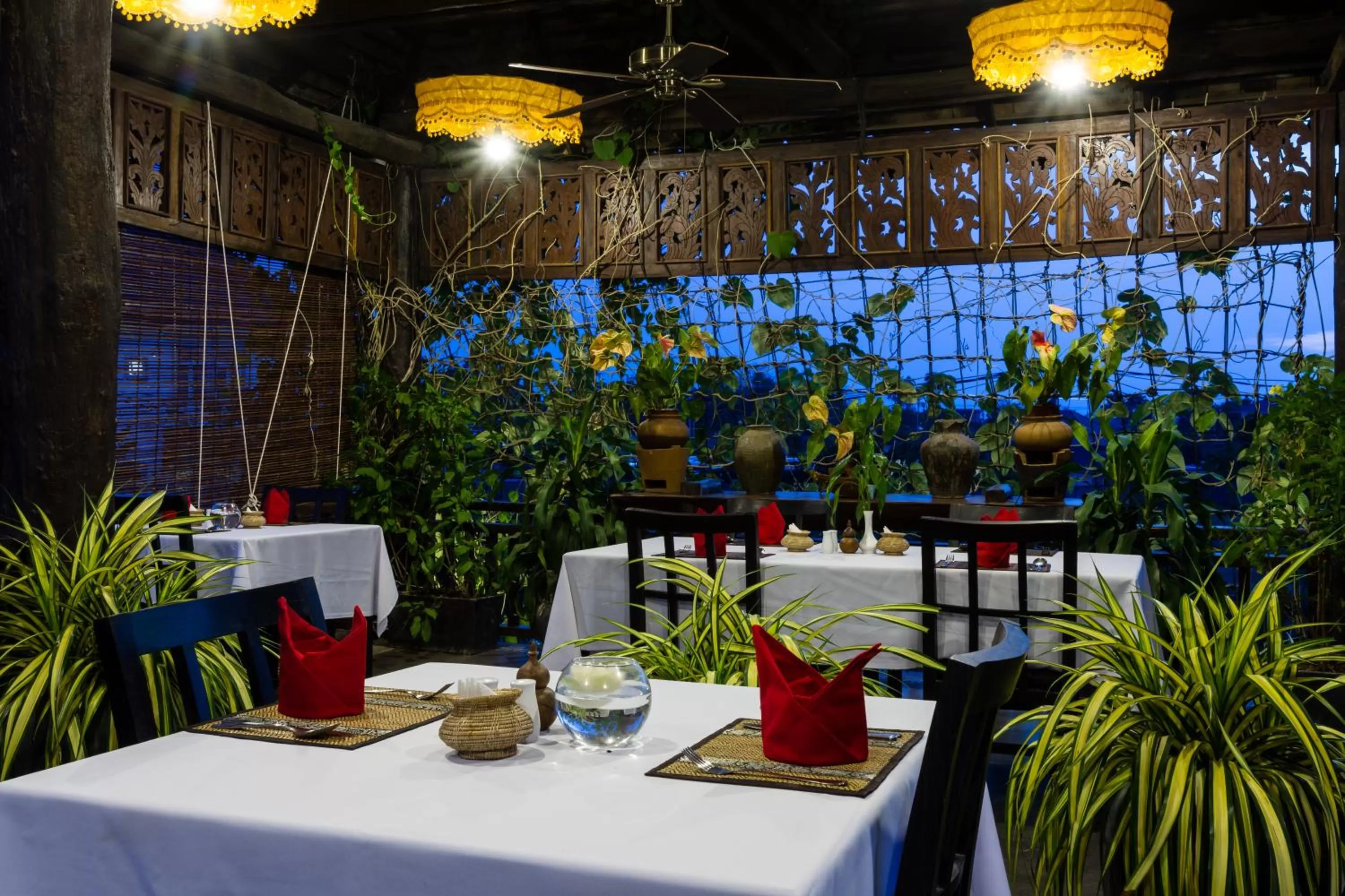 Food in Java Wooden Villa & Residence