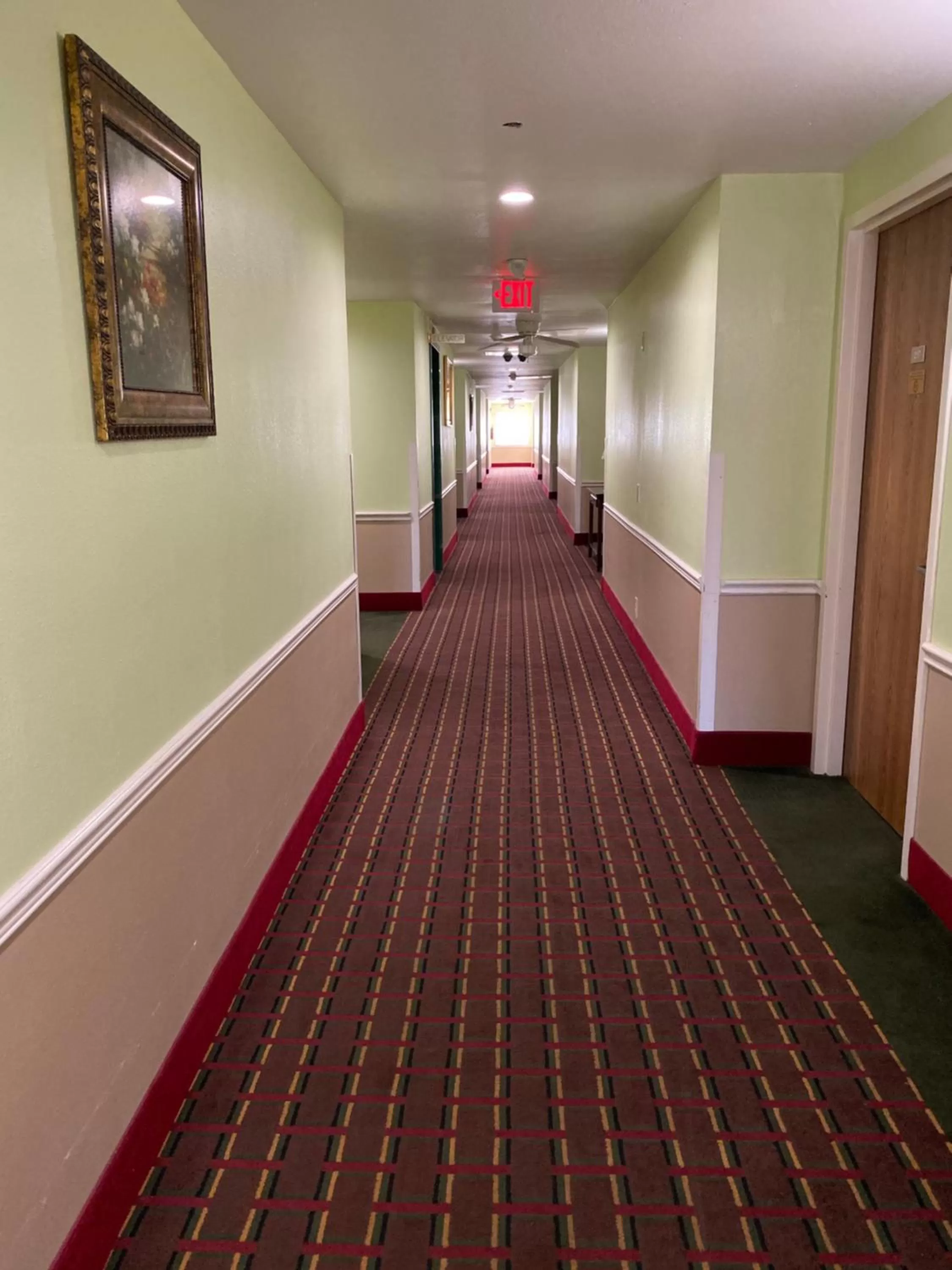 Lobby or reception in Guest House Inn Medical District near Texas Tech Univ