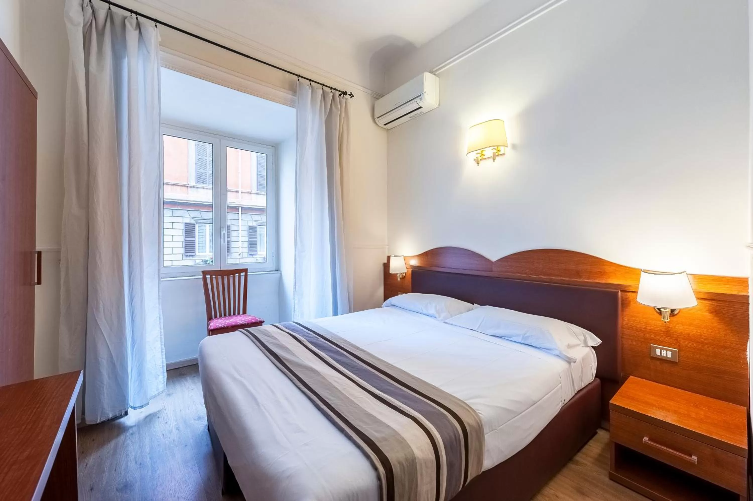 Economy Quadruple Room in Hotel California