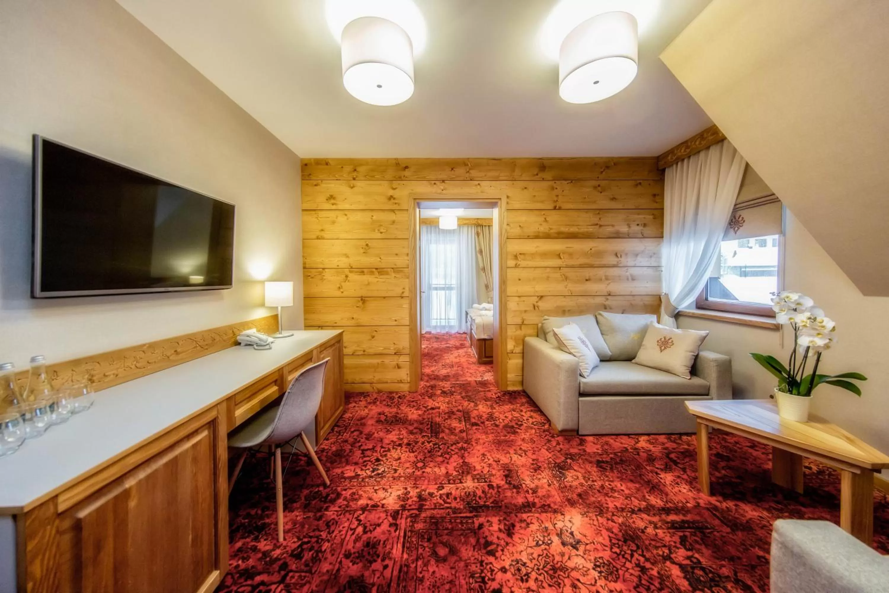 Photo of the whole room in Gold Hotel