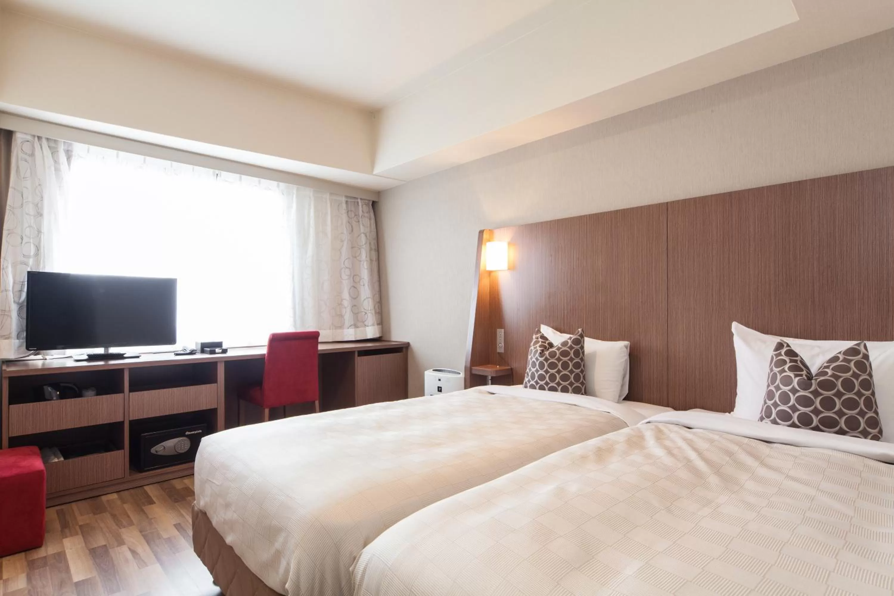 Photo of the whole room, Bed in Sakura Terrace