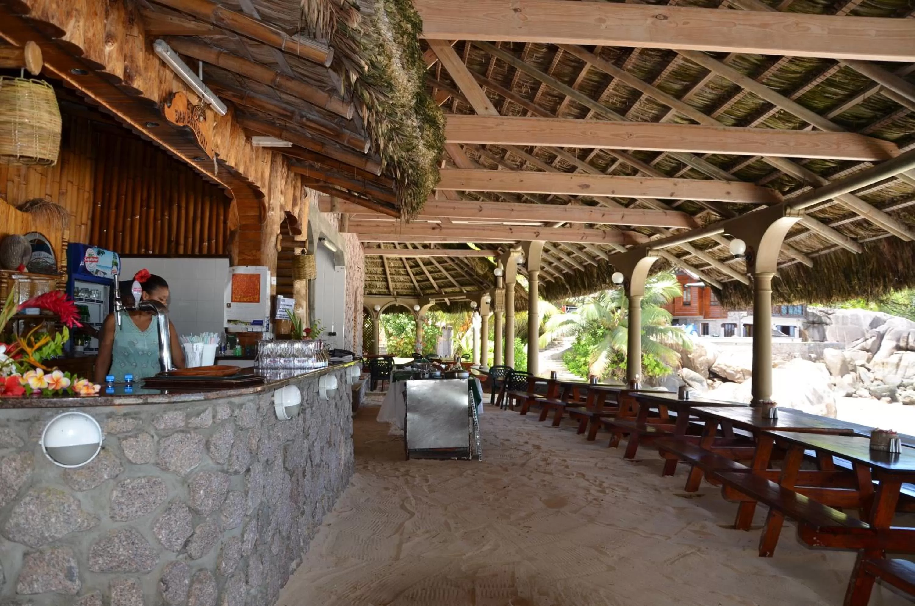 Restaurant/places to eat in Villa Chez Batista